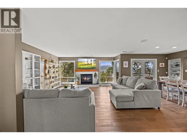 2185 SHANNON WAY, West Kelowna 5
