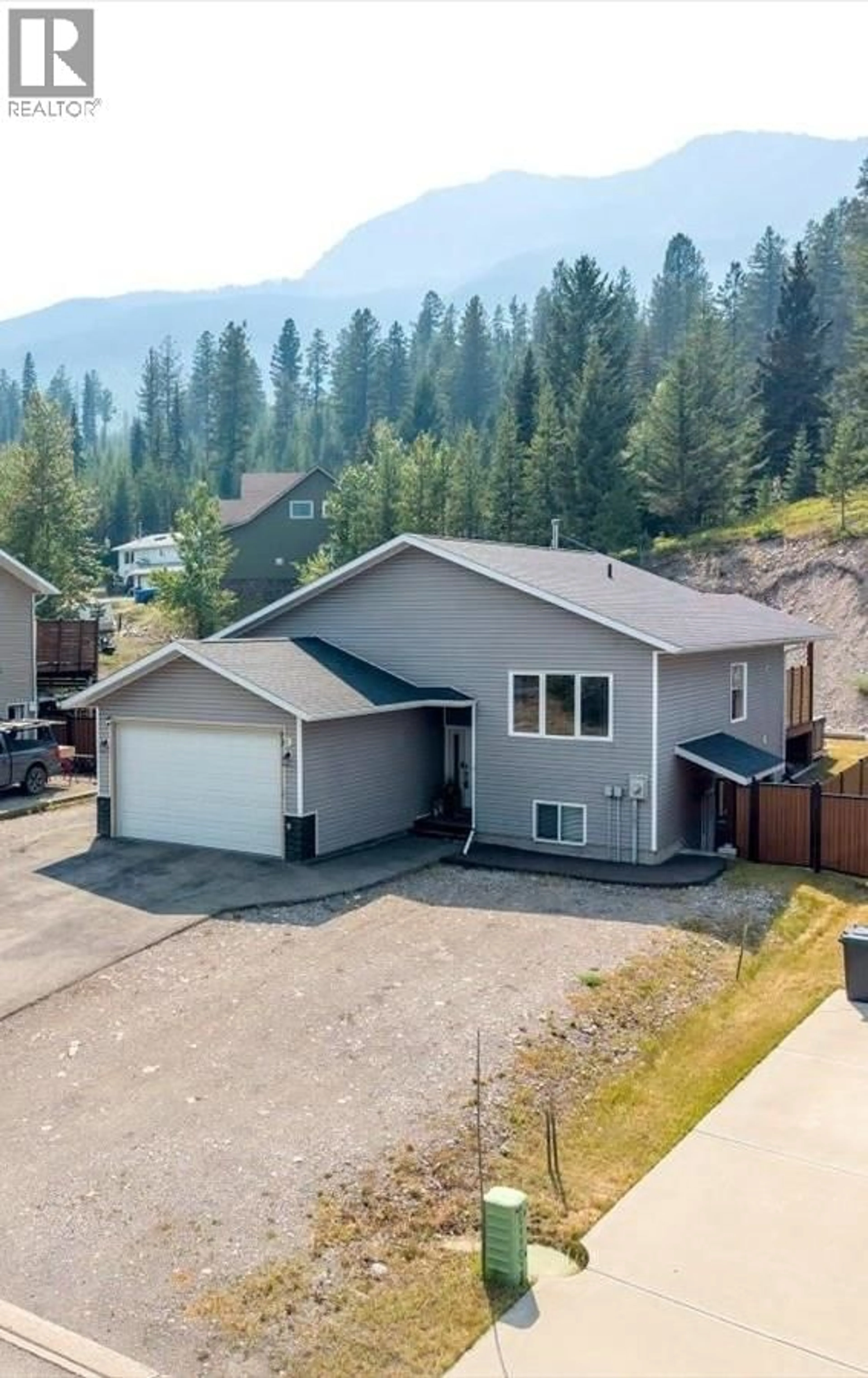 A pic from outside/outdoor area/front of a property/back of a property/a pic from drone, mountain view for 73 DEERBORNE DRIVE, Elkford British Columbia V0B1H0