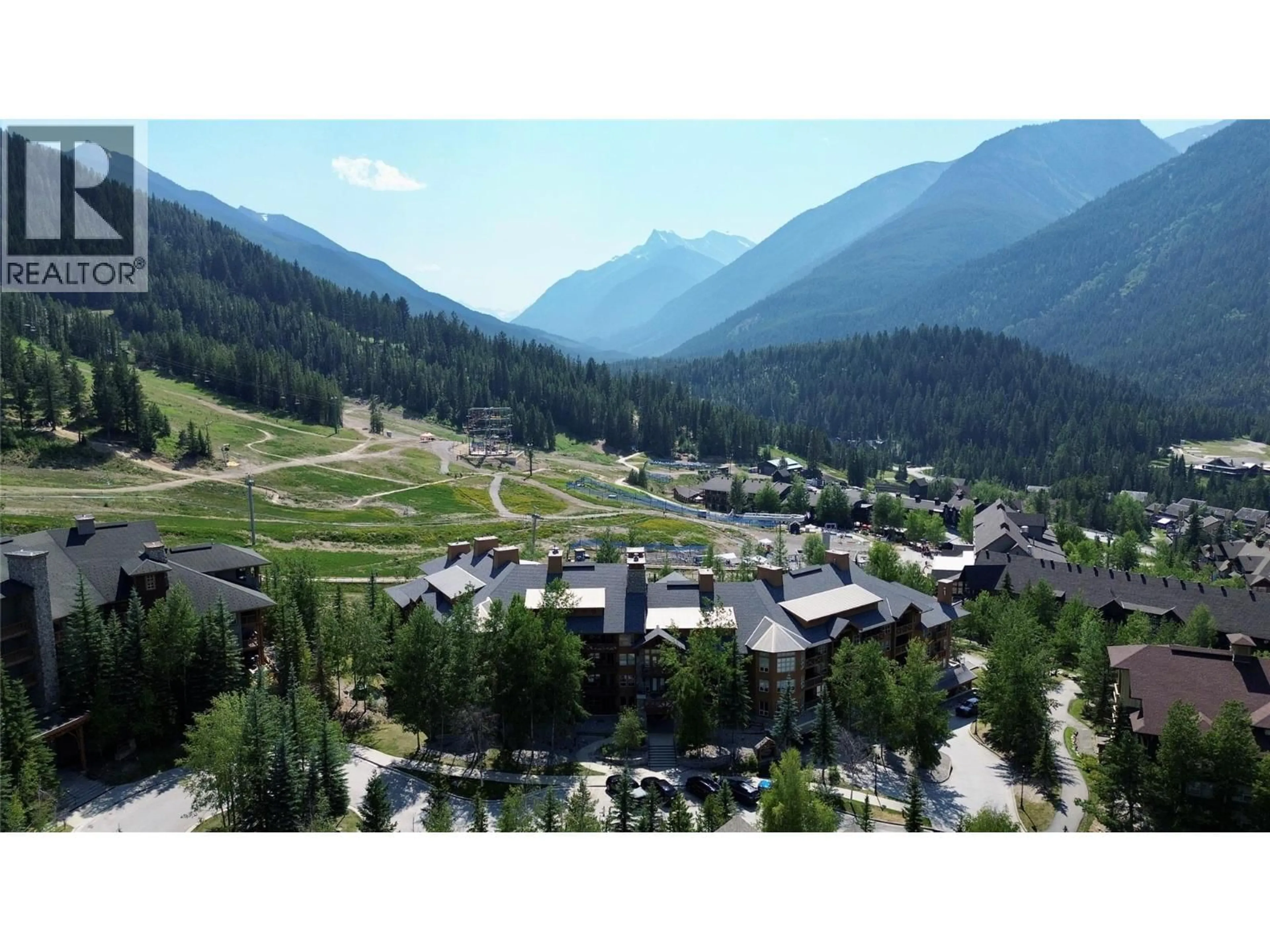 A pic from outside/outdoor area/front of a property/back of a property/a pic from drone, mountain view for 214 - 2080 SUMMIT DRIVE, Panorama British Columbia V0A1T0