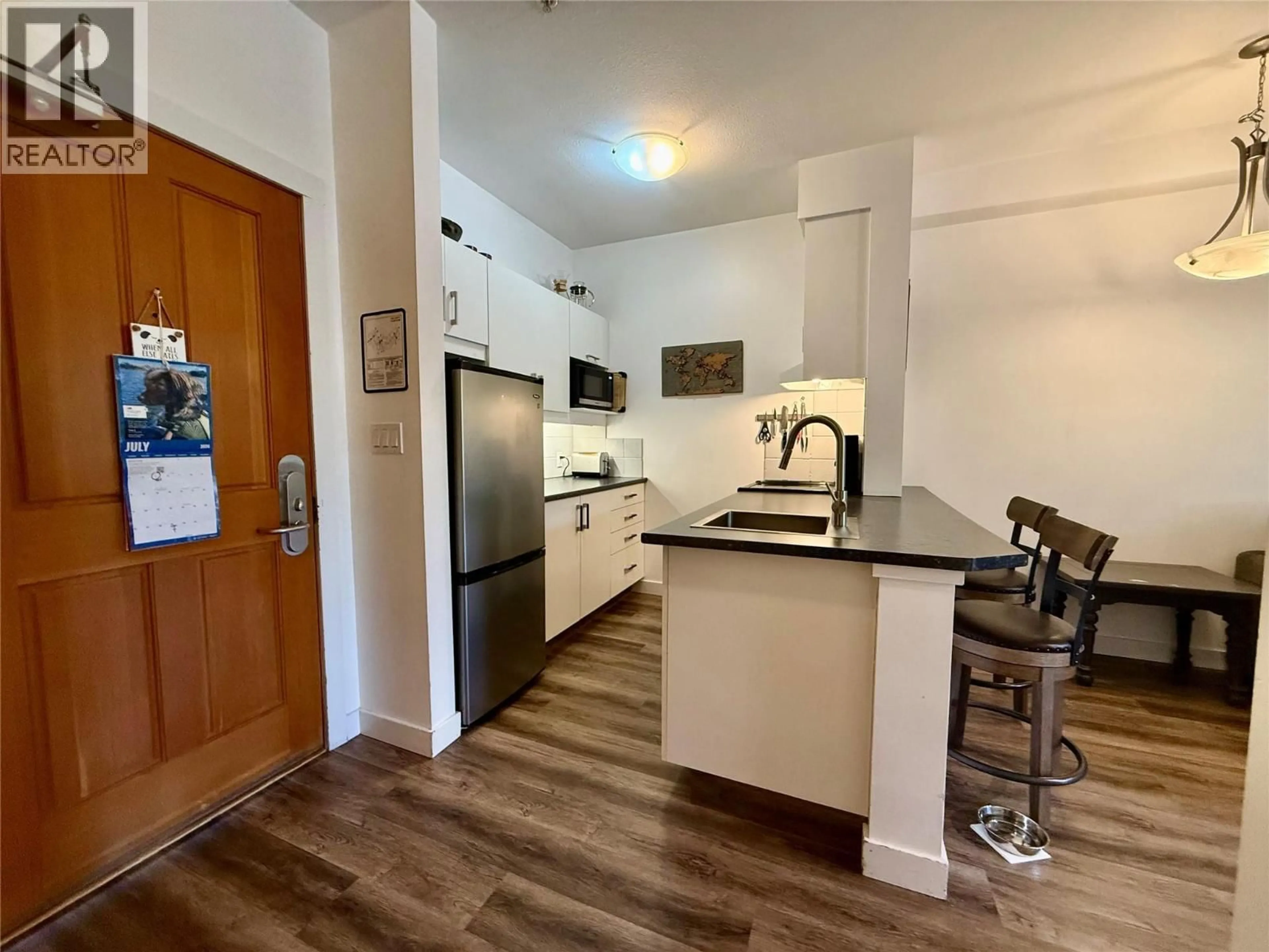 Unknown for 214 - 2080 SUMMIT DRIVE, Panorama British Columbia V0A1T0