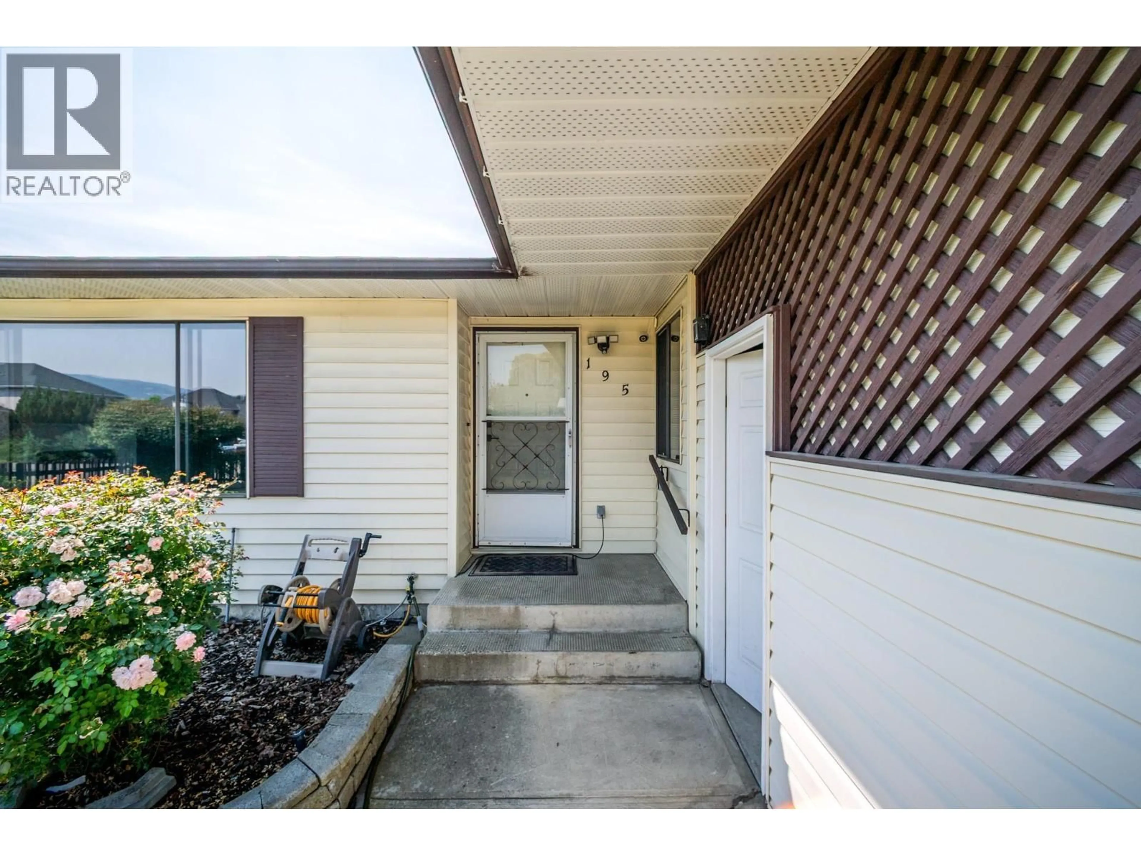 Unknown for 195 FELIX ROAD, Kelowna British Columbia V1X6X8