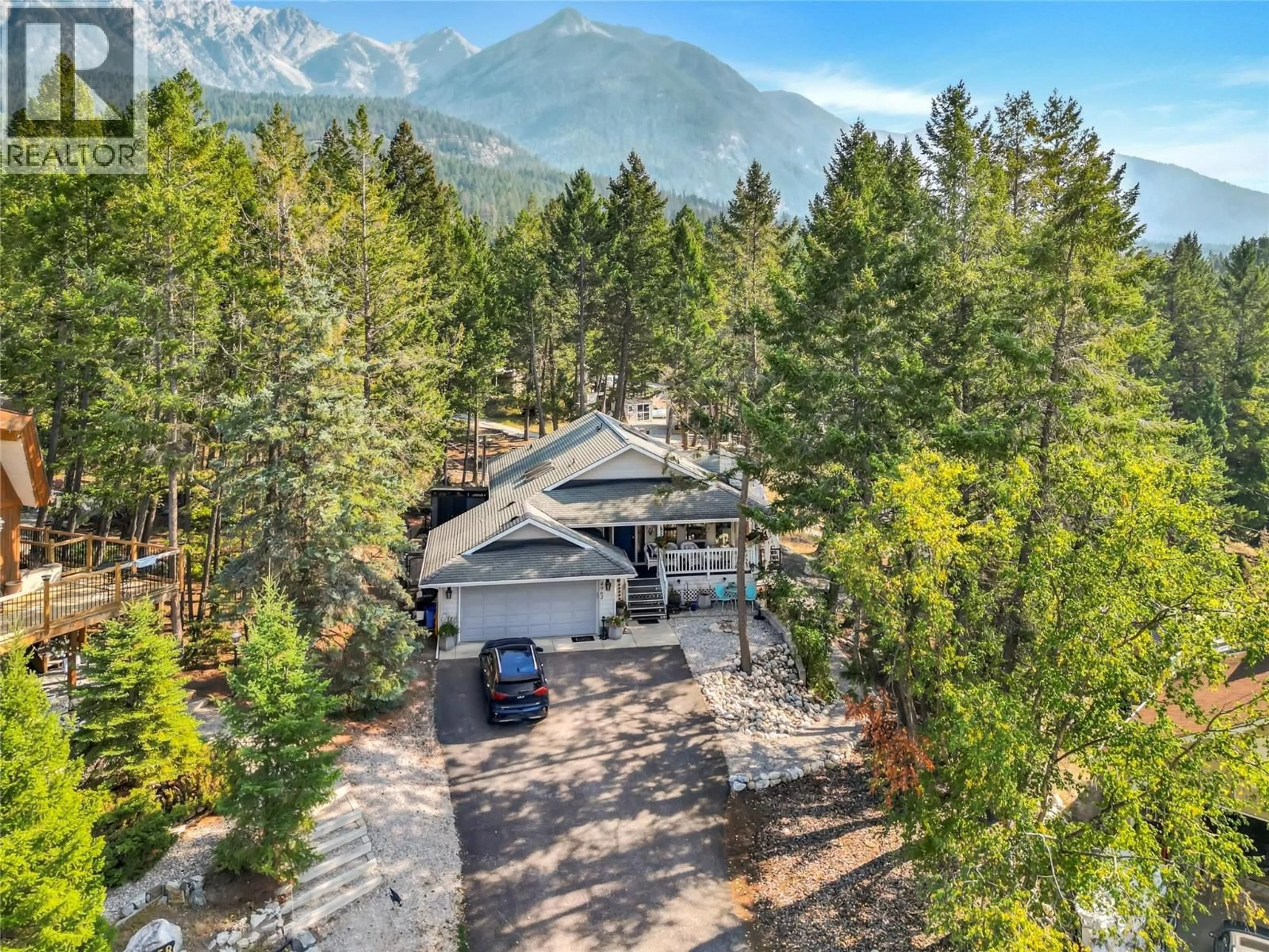 A pic from outside/outdoor area/front of a property/back of a property/a pic from drone, mountain view for 4962 MOUNTAIN SIDE PLACE, Fairmont Hot Springs British Columbia V0B1L1