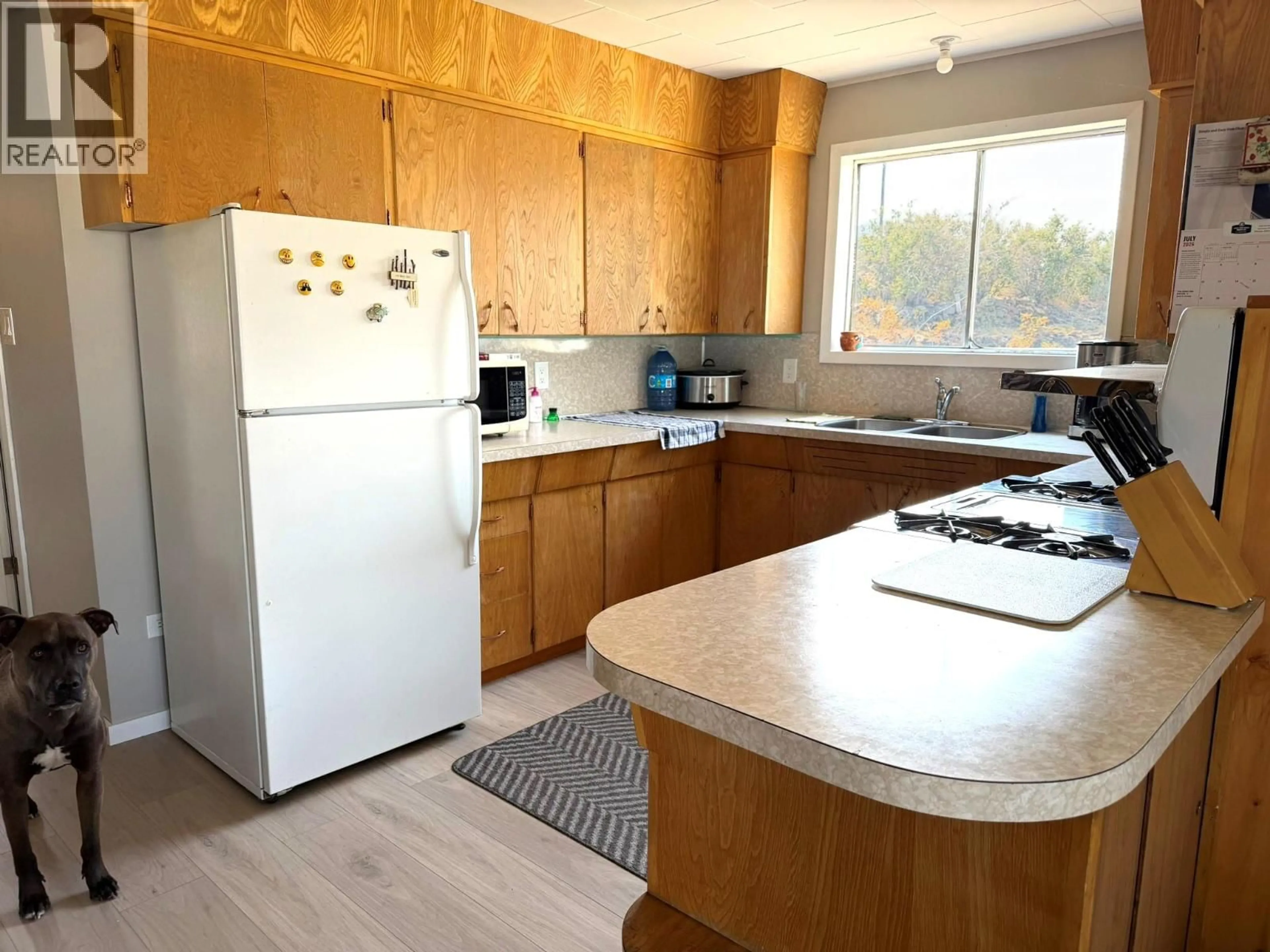Standard kitchen, wood/laminate floor for 130 BALLOU ROAD, Kamloops British Columbia V0K2J0