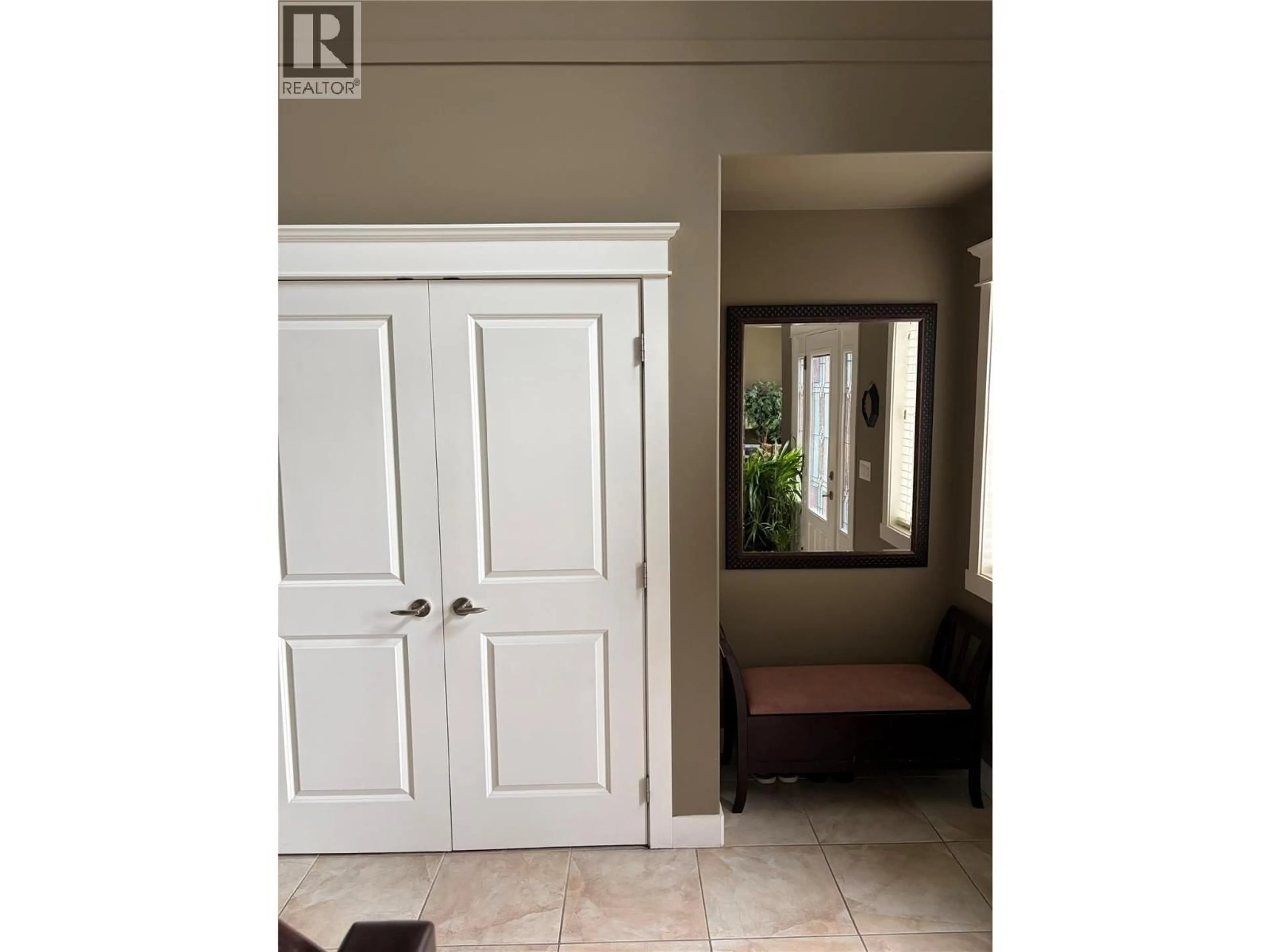 Unknown for 988 ARLINGTON COURT, Kamloops British Columbia V2B8T4
