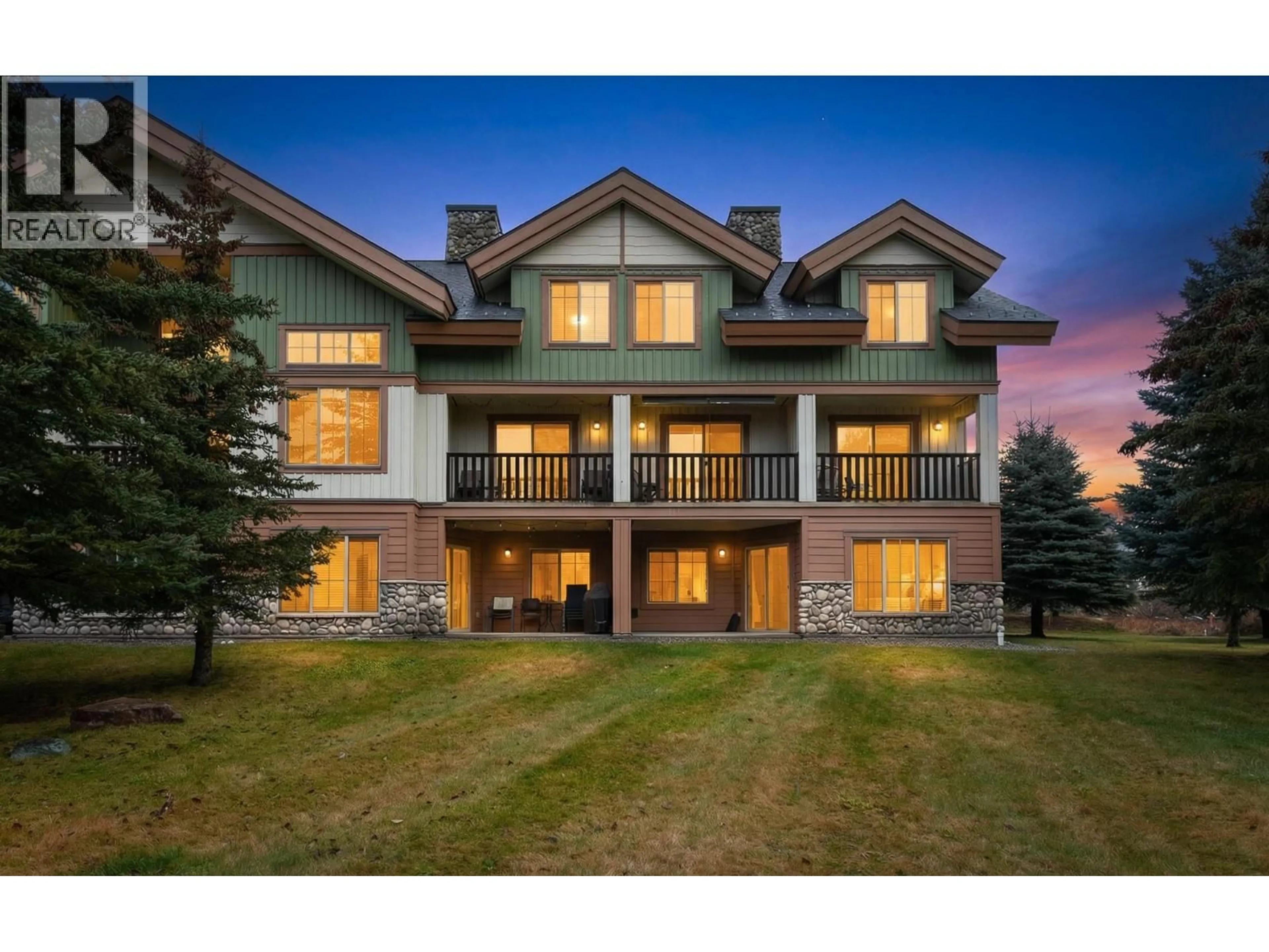 A pic from outside/outdoor area/front of a property/back of a property/a pic from drone, unknown for 202A - 32 RIVERMOUNT PLACE, Fernie British Columbia V0B1M7
