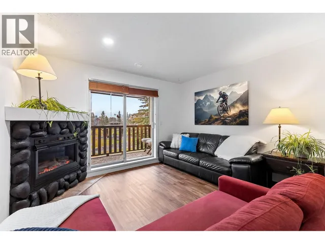 202A - 32 RIVERMOUNT PLACE, Fernie 2