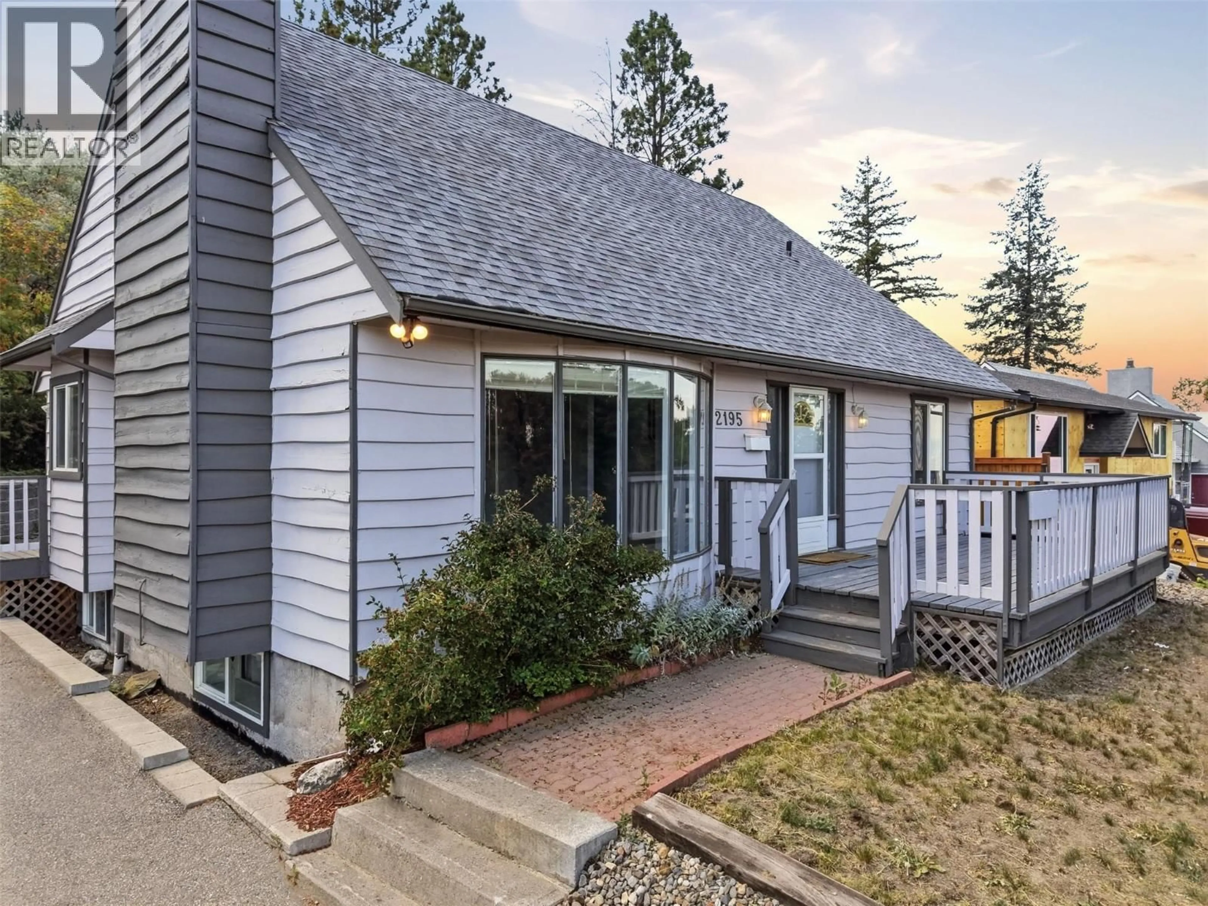 Home with vinyl exterior material, street for 2195 SIFTON LANE, Kamloops British Columbia V1S1A4