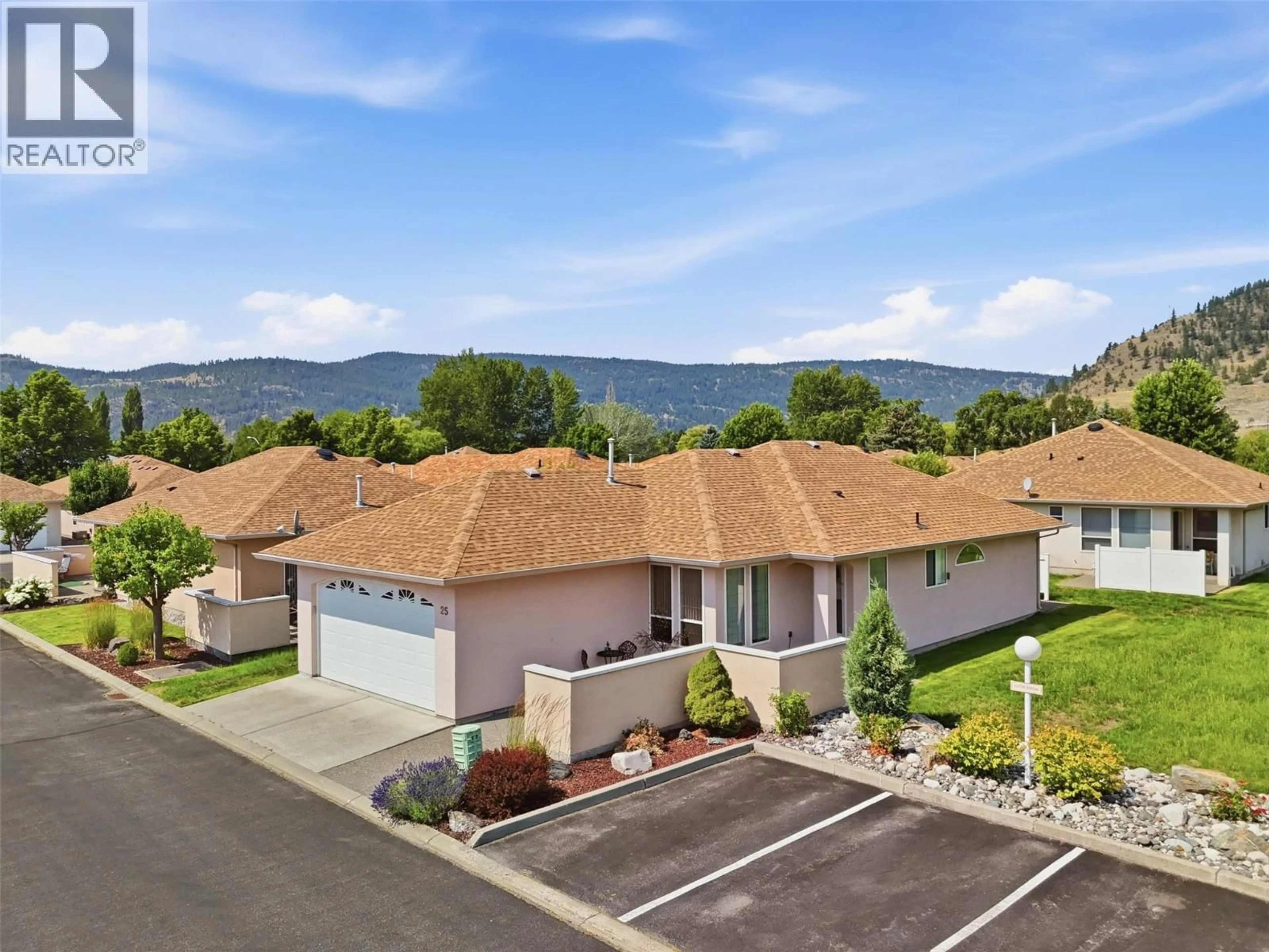 A pic from outside/outdoor area/front of a property/back of a property/a pic from drone, mountain view for 25 - 1901 MAXWELL AVENUE, Merritt British Columbia V1K1L9