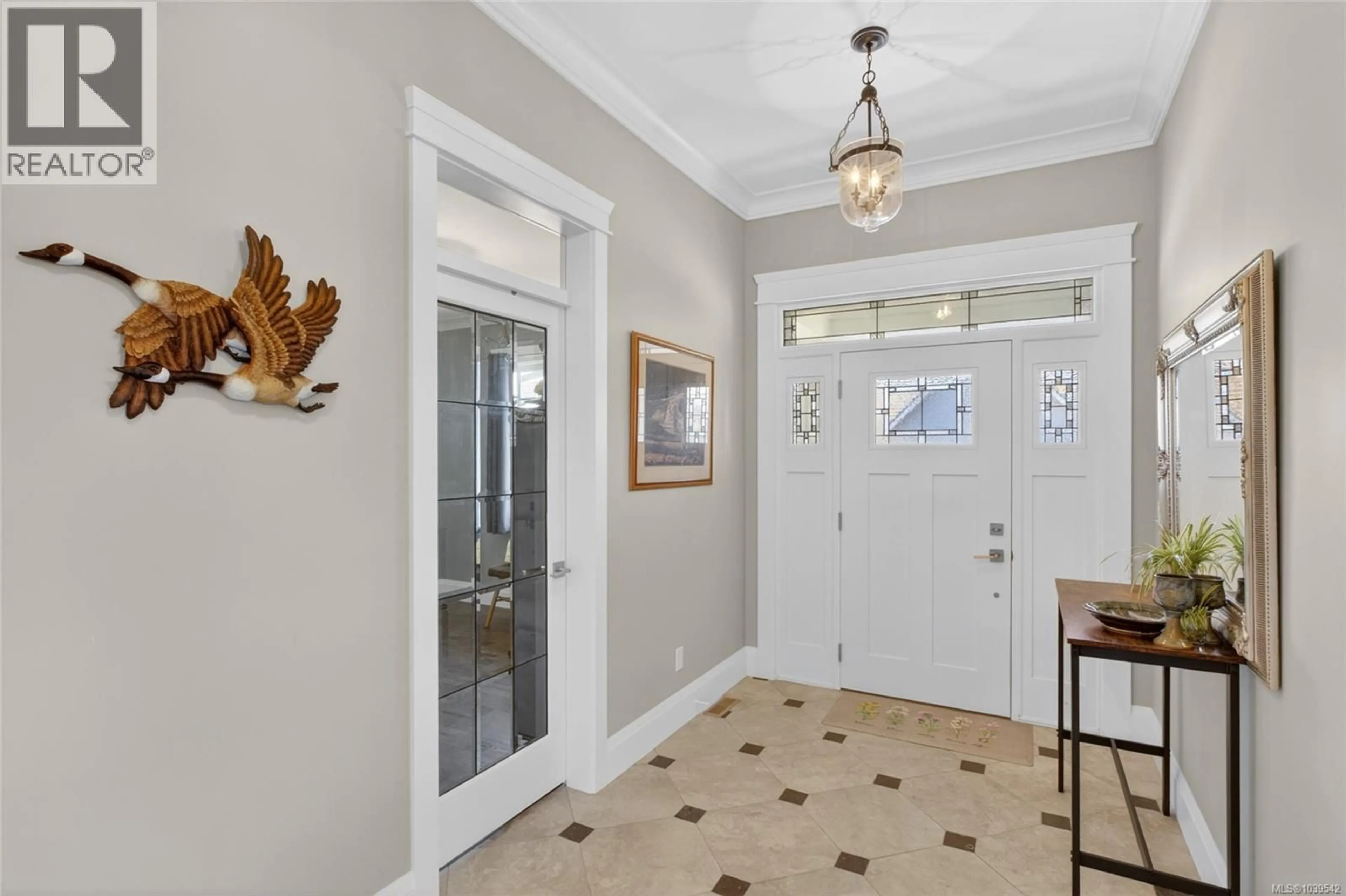Indoor entryway for 114 - 1290 CROWN ISLE DRIVE, Courtenay British Columbia V9N0B8