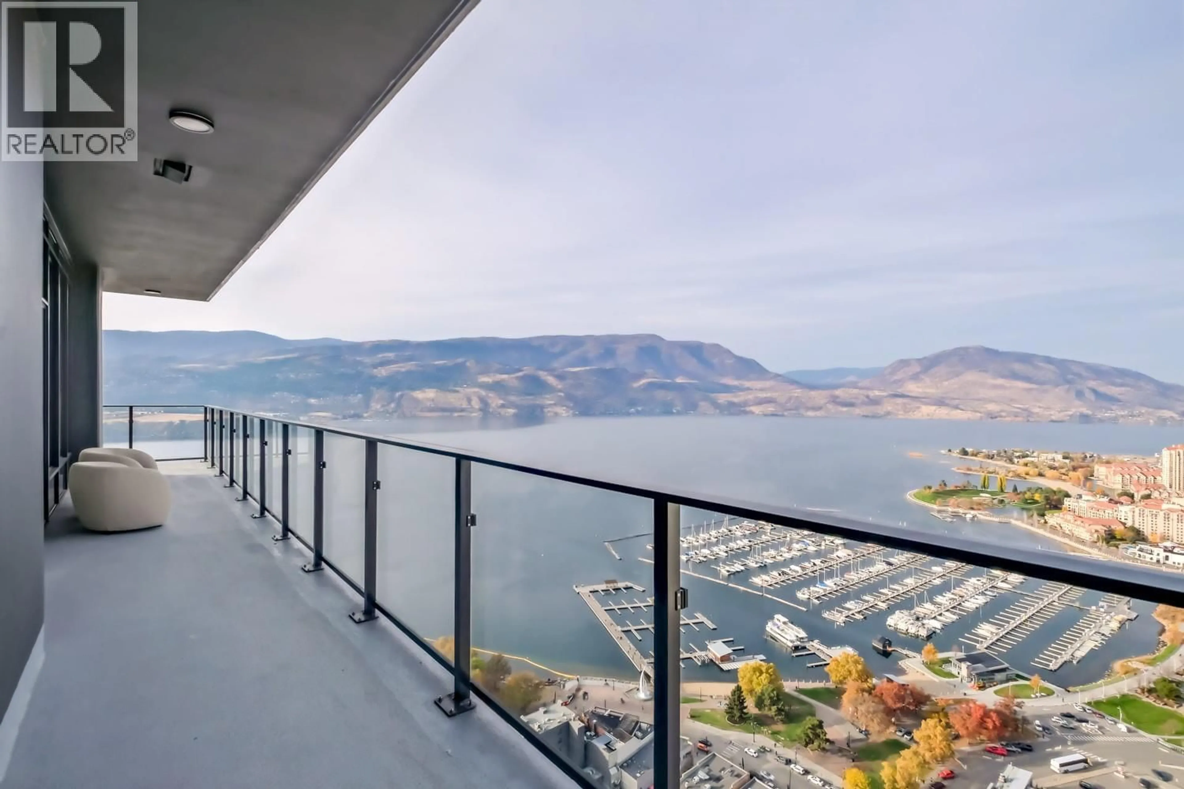 Balcony in the apartment, water/lake/river/ocean view for 3408 - 1626 WATER STREET, Kelowna British Columbia V1Y1J9