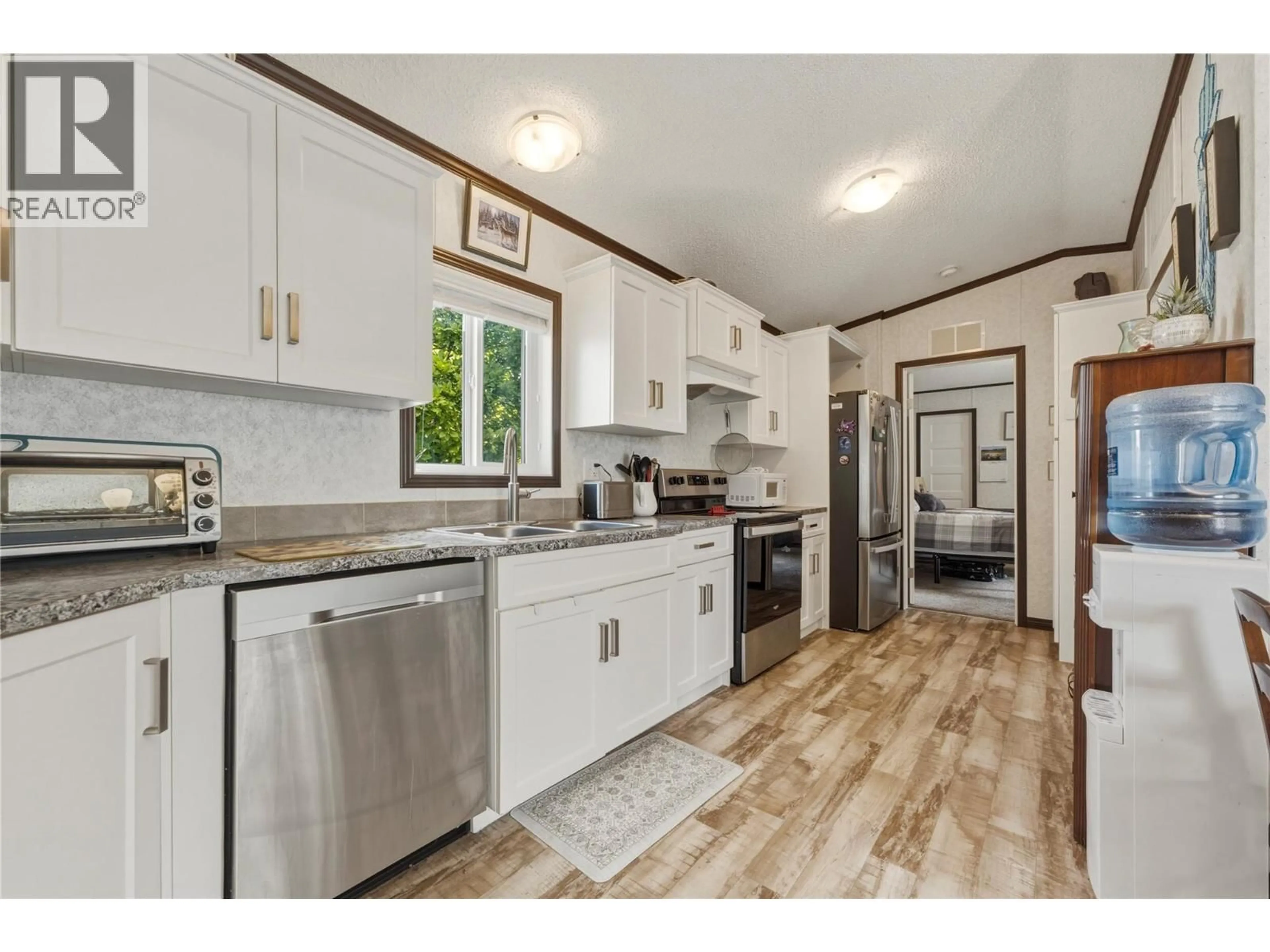 Open concept kitchen, unknown for 8A - 934 HUTLEY ROAD, Spallumcheen British Columbia V4Y0R5