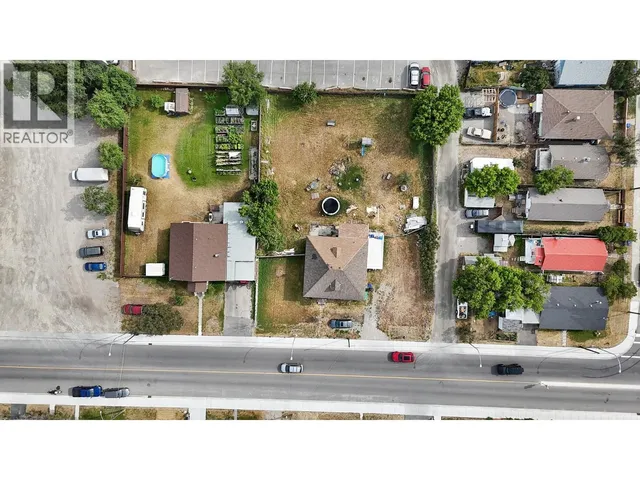 1415 4 STREET NORTH, Cranbrook 5
