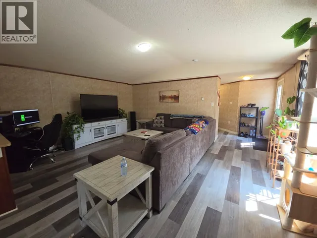 5277 45 STREET SOUTHEAST, Chetwynd 2
