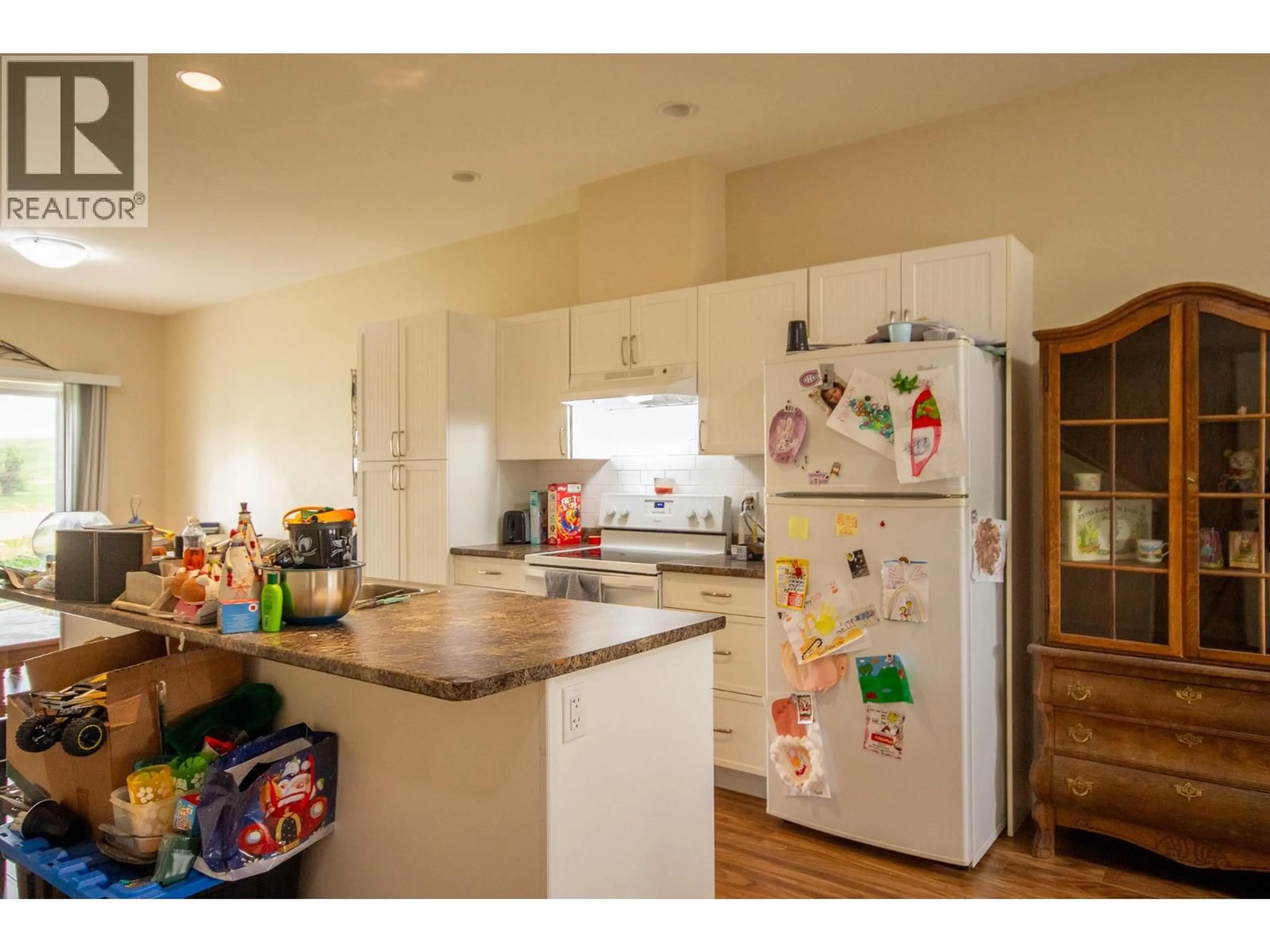 Standard kitchen, wood/laminate floor for 104 - 1617 88 AVENUE, Dawson Creek British Columbia V1G0E8