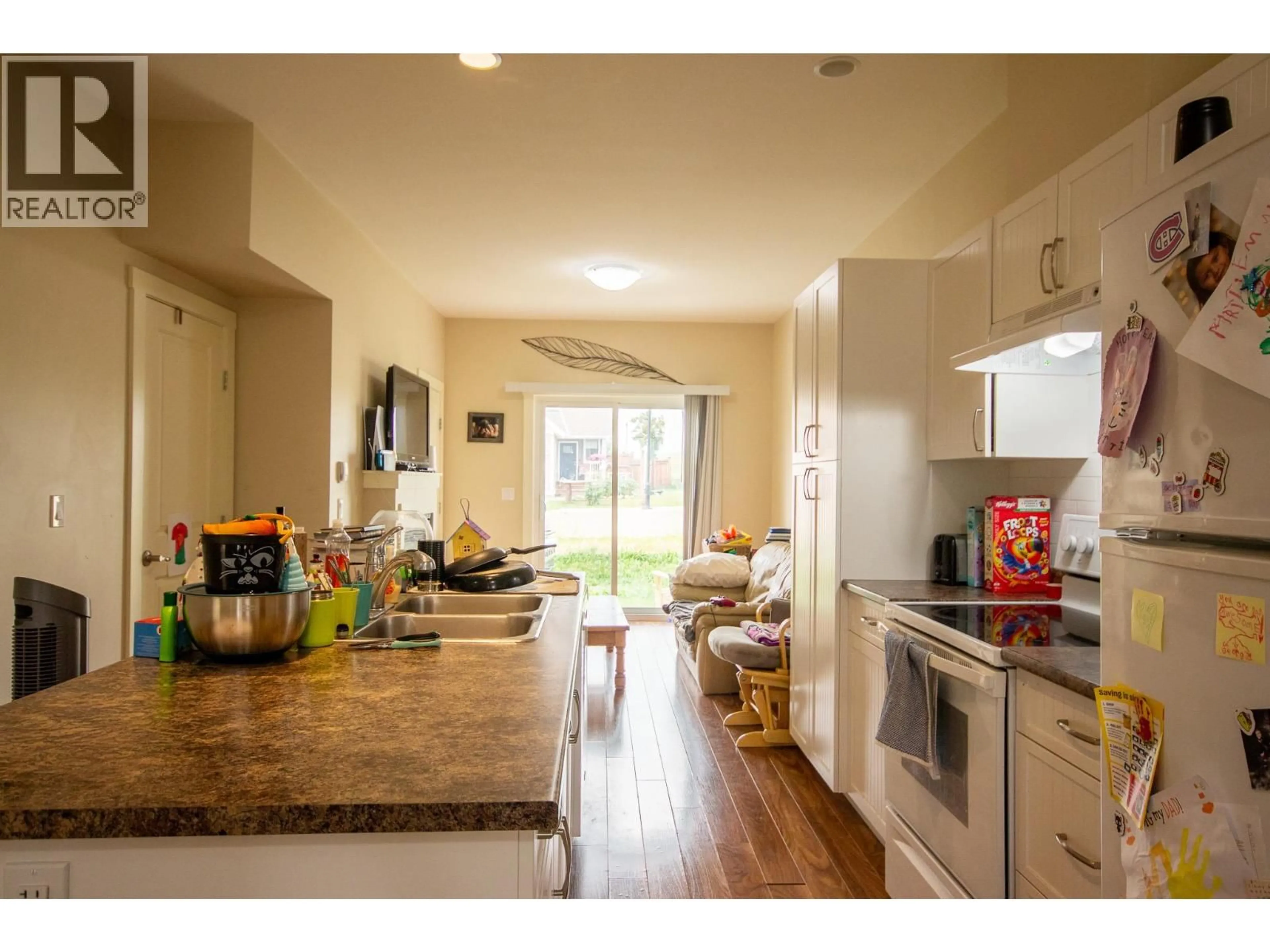 Open concept kitchen, unknown for 104 - 1617 88 AVENUE, Dawson Creek British Columbia V1G0E8