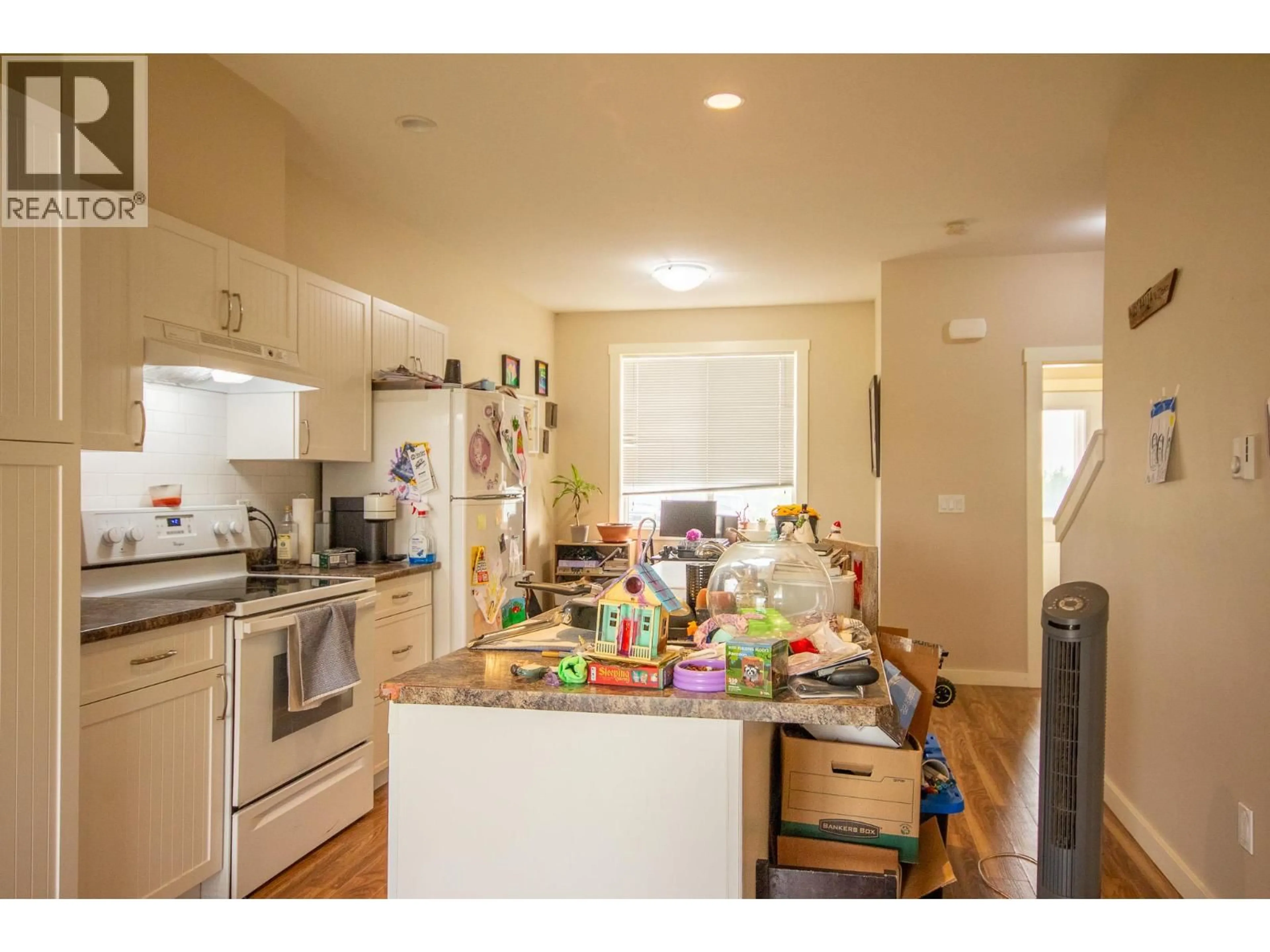 Standard kitchen, wood/laminate floor for 104 - 1617 88 AVENUE, Dawson Creek British Columbia V1G0E8