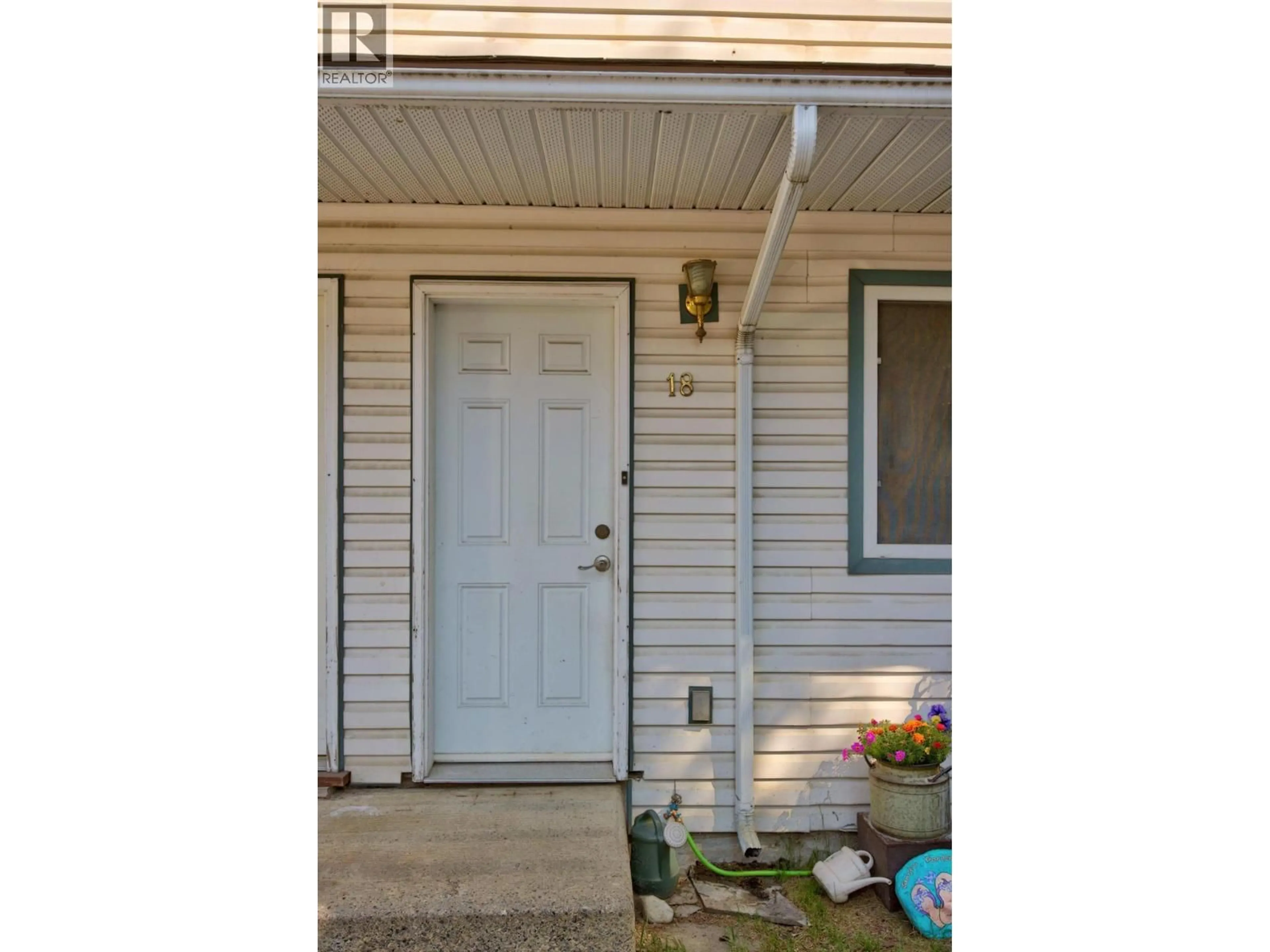 Unknown for 18 - 400 5TH AVENUE, Golden British Columbia V0A1H0