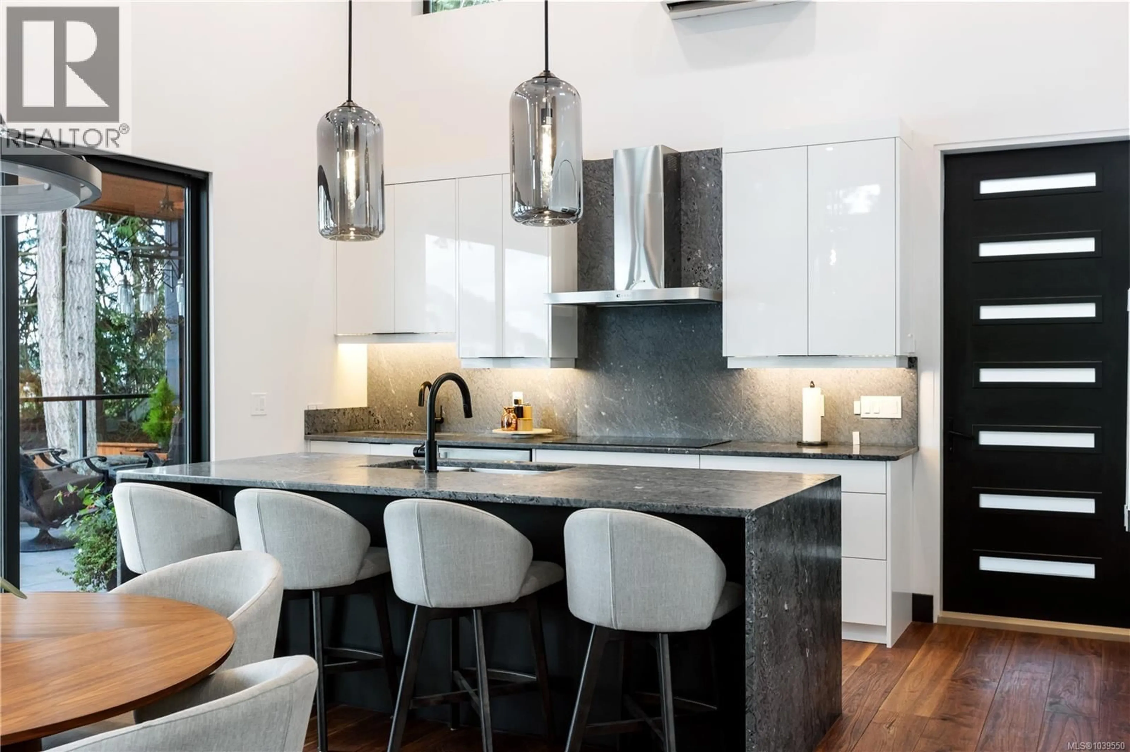 Contemporary kitchen, unknown for 2250 DOLPHIN ROAD, North Saanich British Columbia V8L5Y7