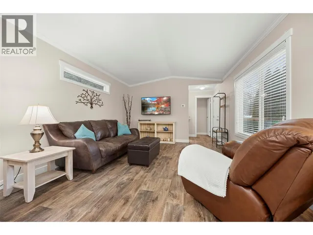 33 - 1860 BOUCHERIE ROAD, West Kelowna 3