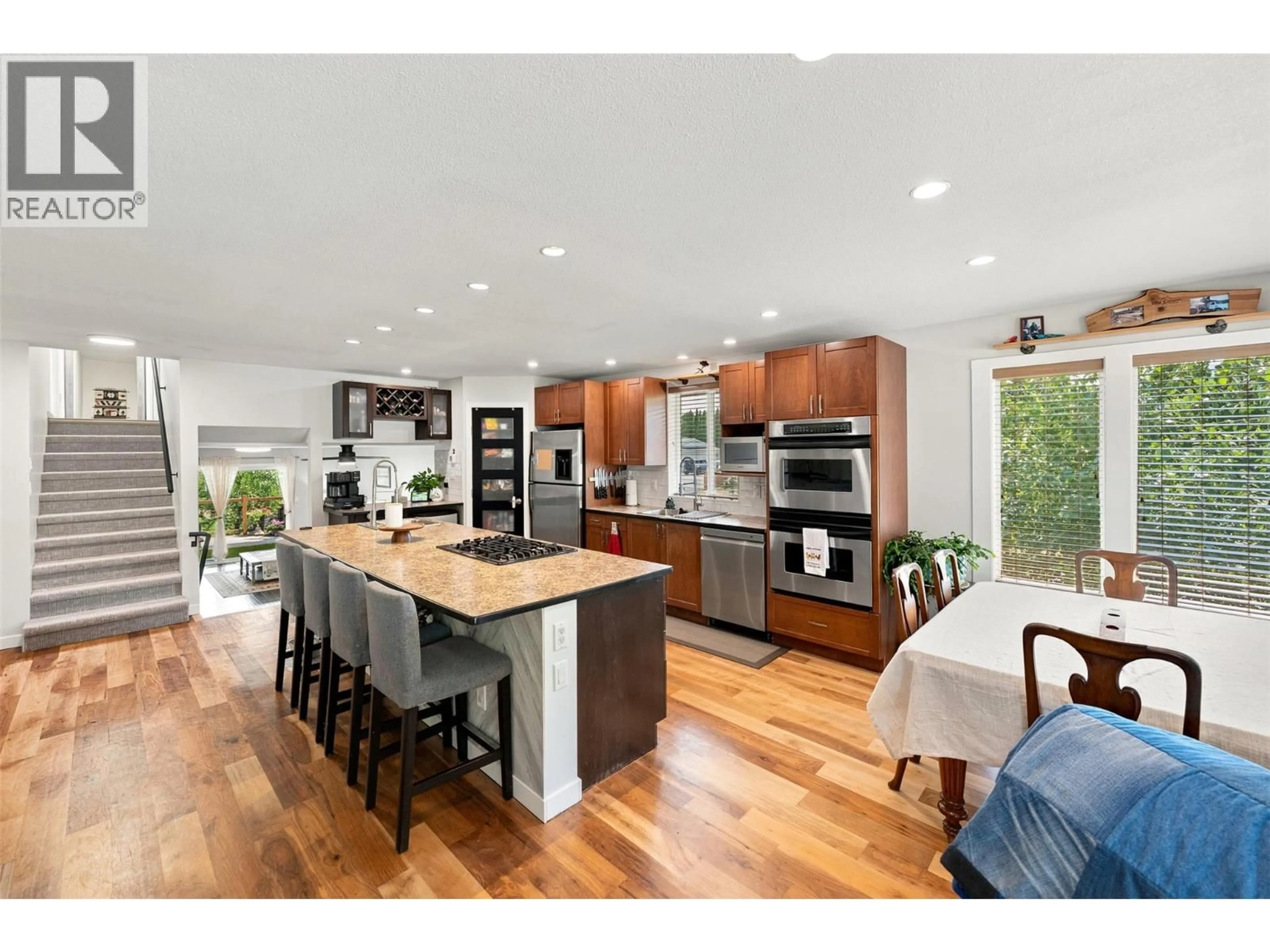 Open concept kitchen, unknown for 601 VALIANT DRIVE, Penticton British Columbia V2A8Y1