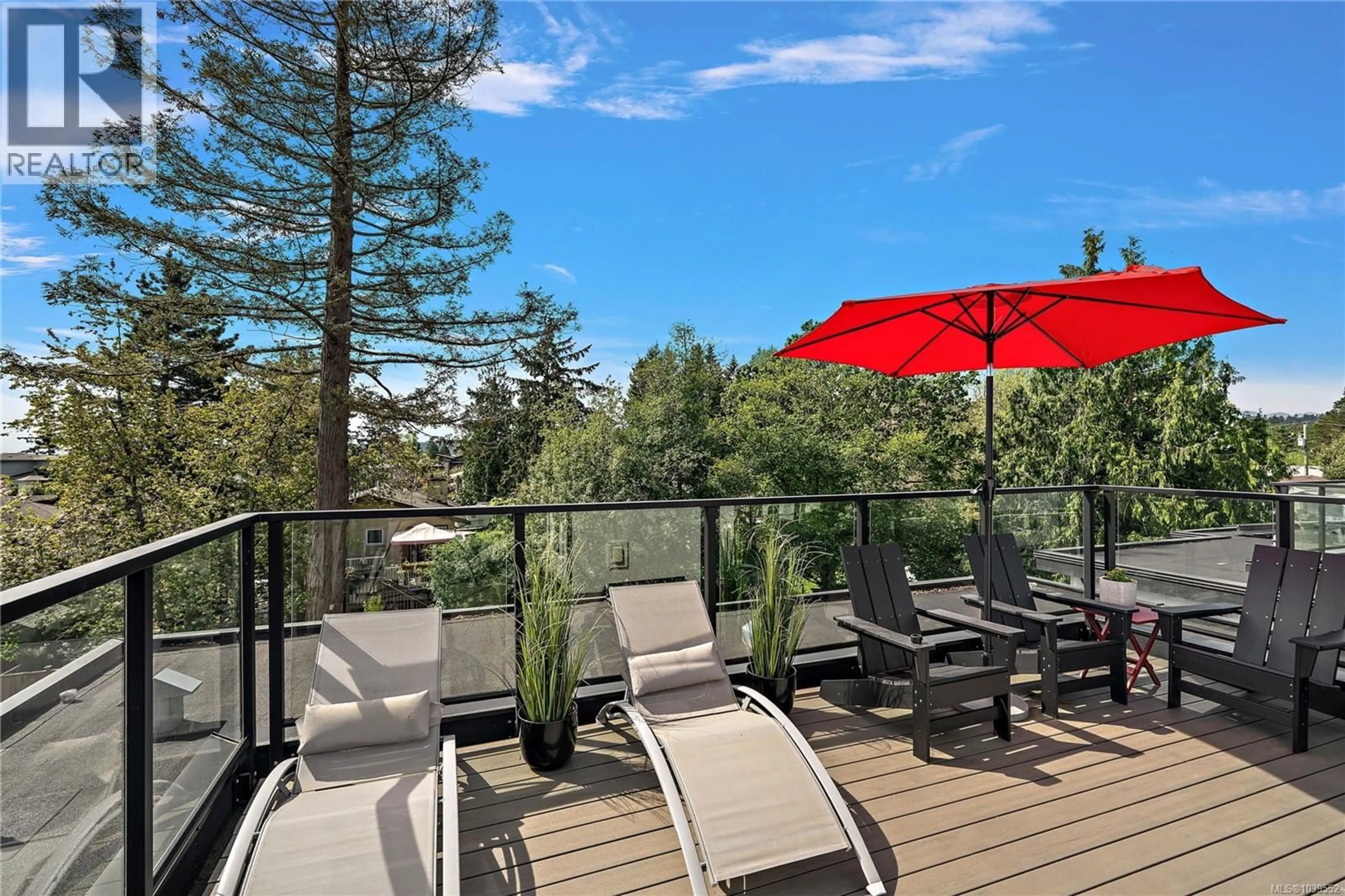 Patio, unknown for 9499 MARYLAND DRIVE, Sidney British Columbia V8L2R7