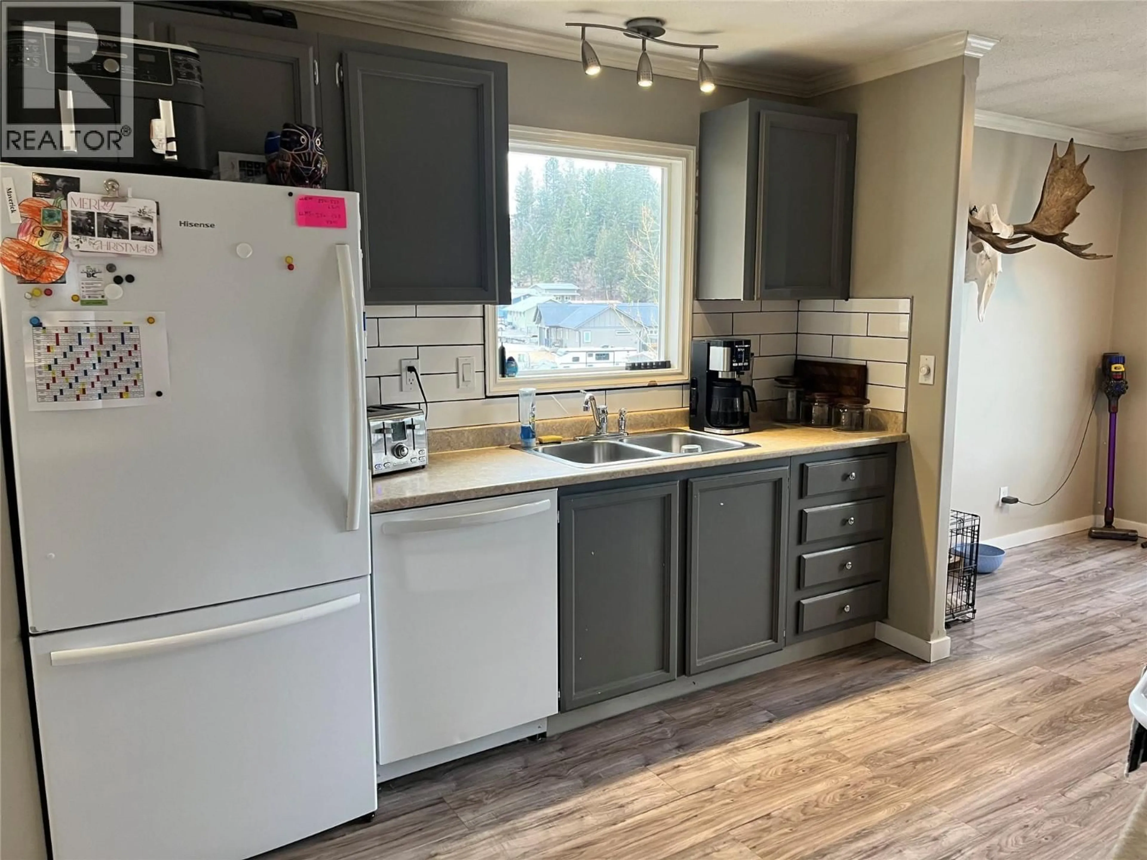 Standard kitchen, unknown for 105 JASPER DRIVE, Logan Lake British Columbia V0K1W0