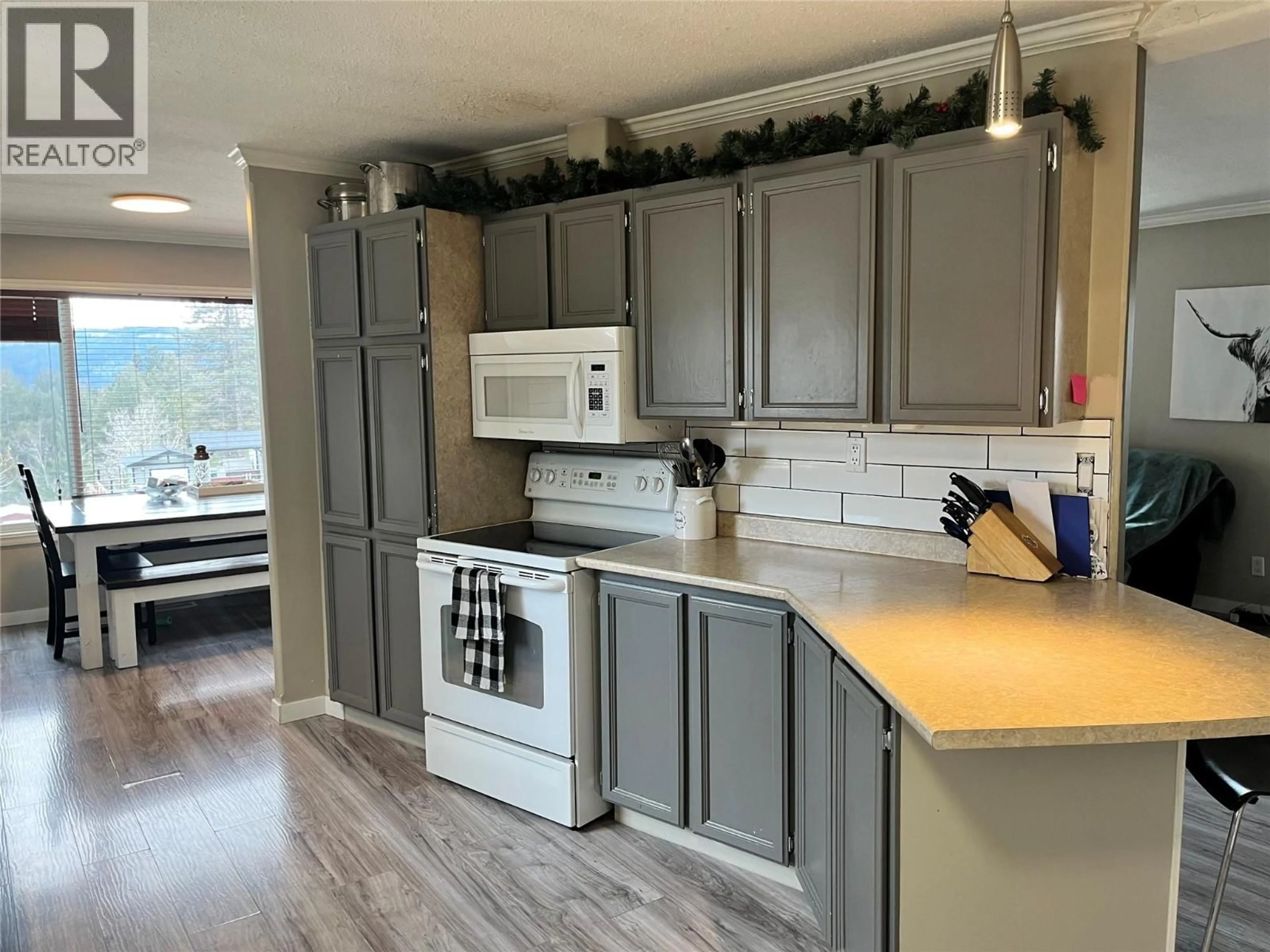 Open concept kitchen, unknown for 105 JASPER DRIVE, Logan Lake British Columbia V0K1W0