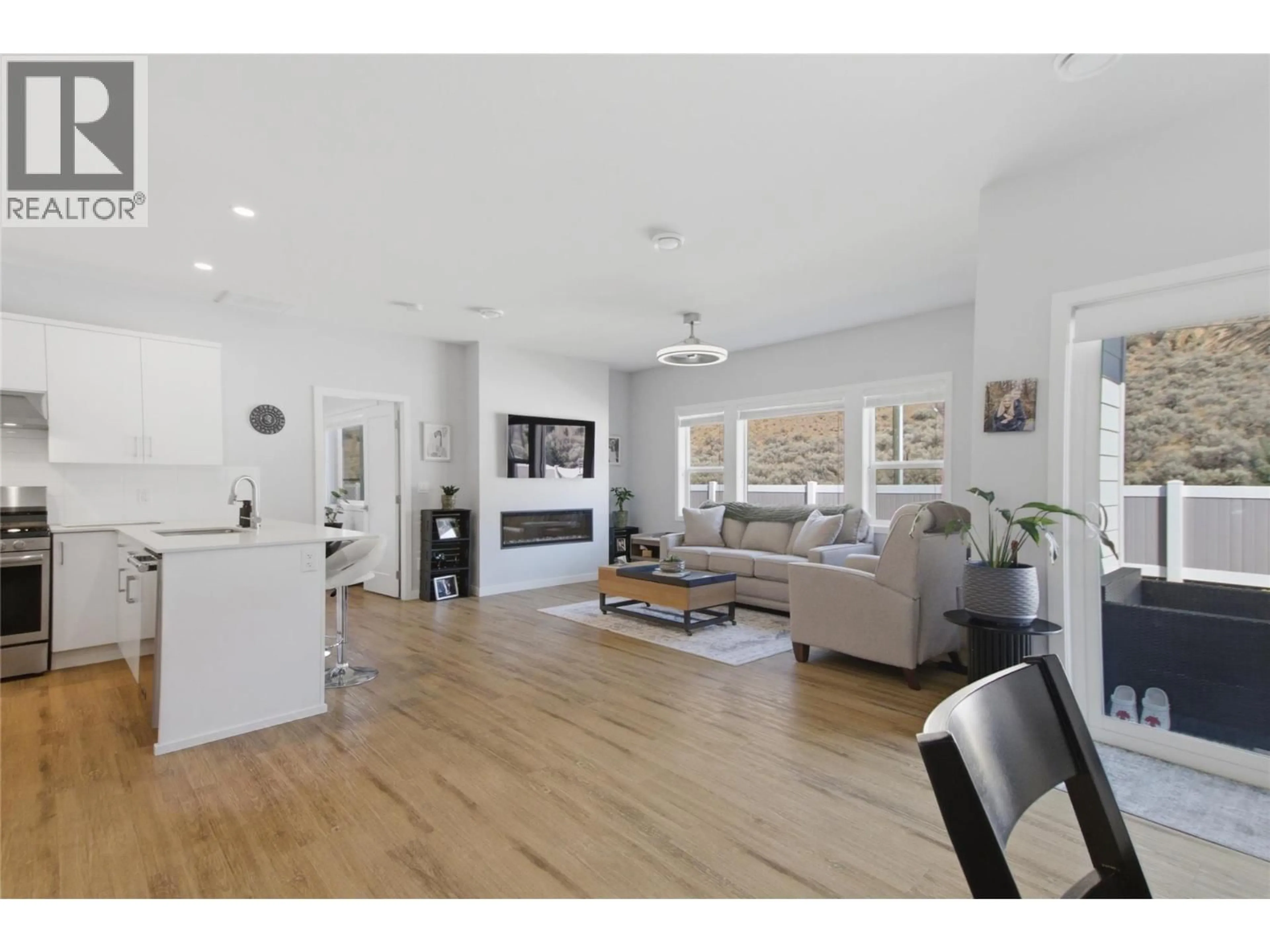 Open concept kitchen, unknown for 144 - 2683 ORD ROAD, Kamloops British Columbia V2B0J2