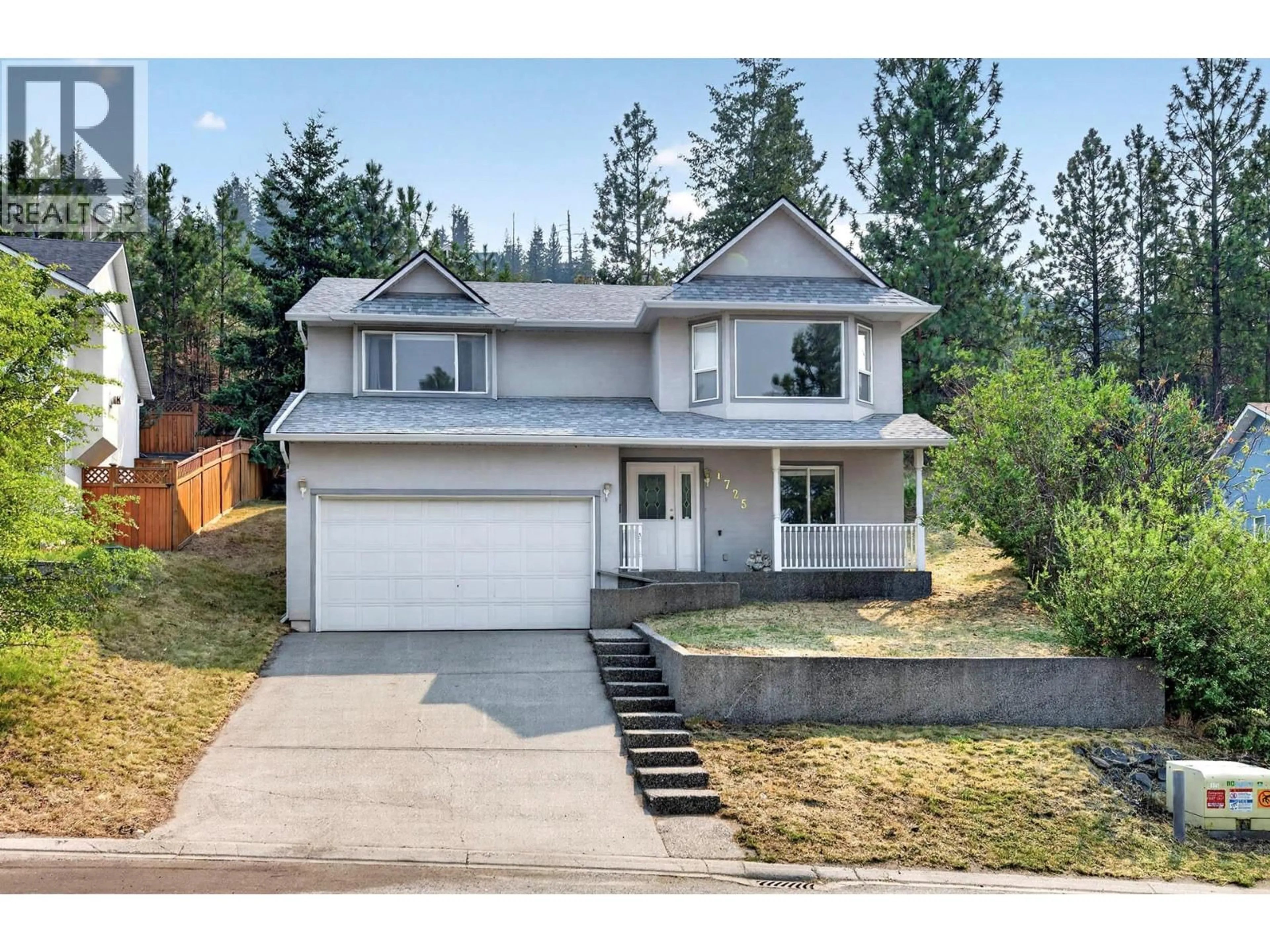 A pic from outside/outdoor area/front of a property/back of a property/a pic from drone, street for 1725 COLDWATER DRIVE, Kamloops British Columbia V2E2R3