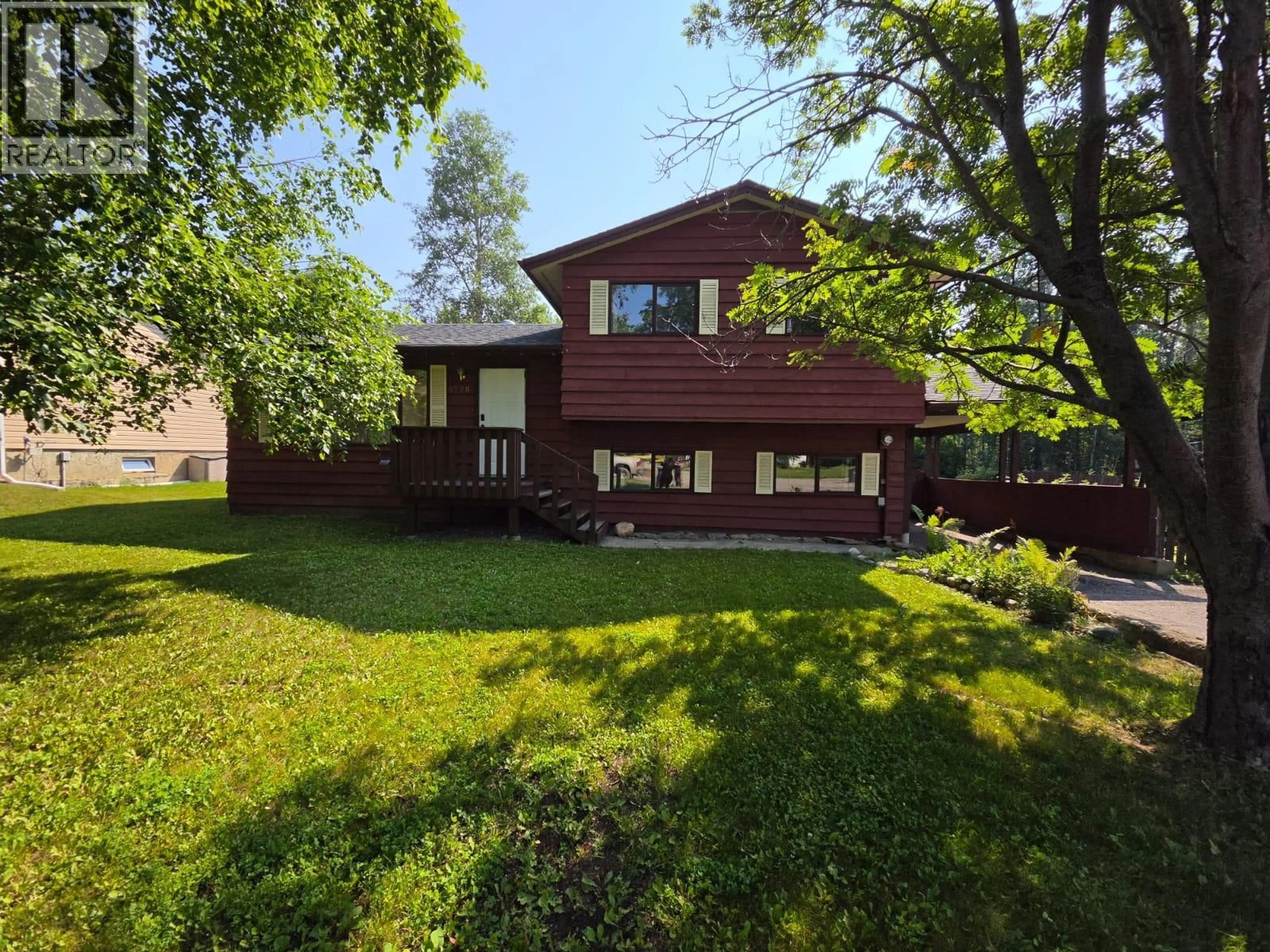 A pic from outside/outdoor area/front of a property/back of a property/a pic from drone, unknown for 4720 CENTURION CRESCENT NORTHEAST, Chetwynd British Columbia V0C1J0