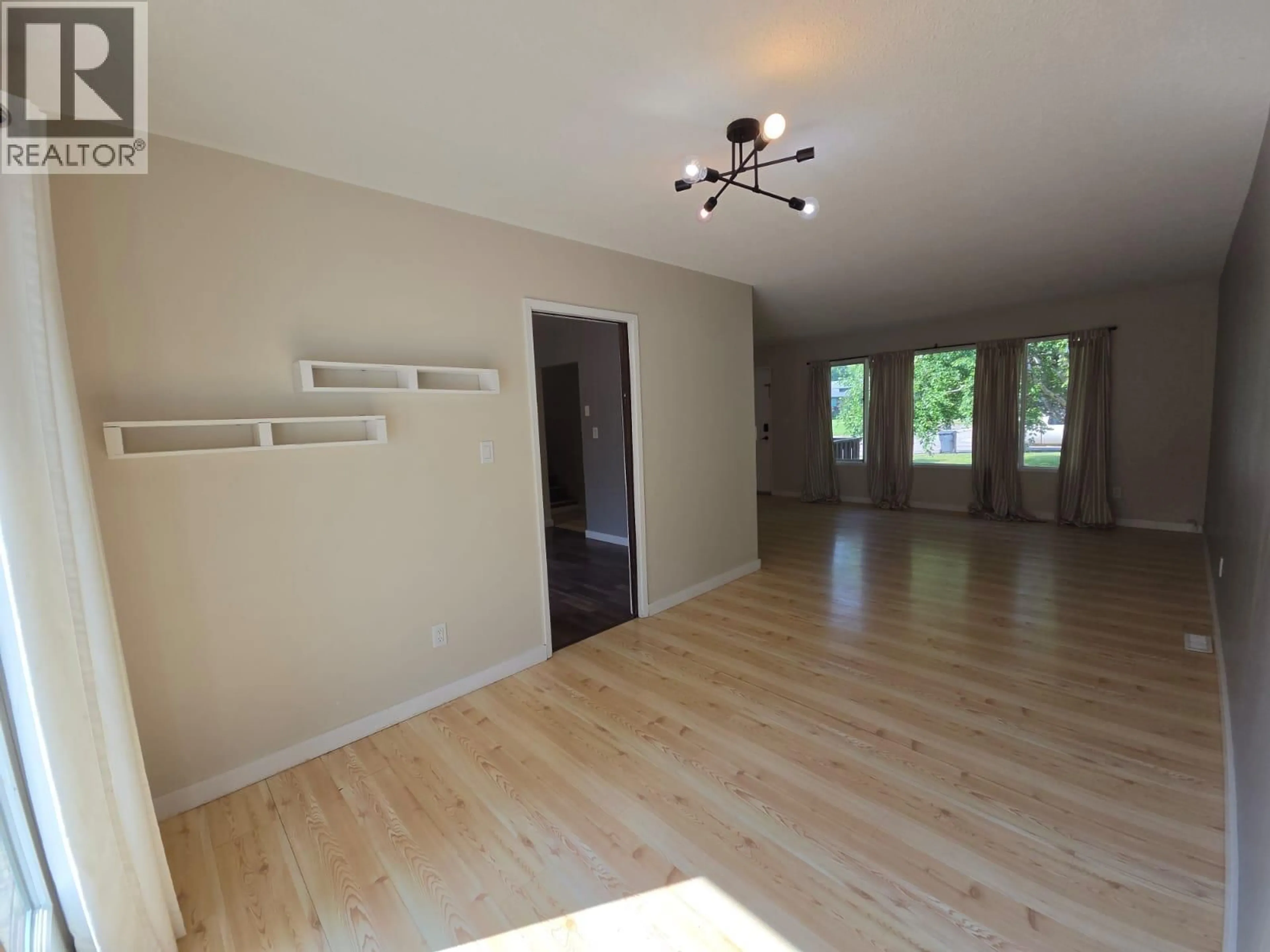 A pic of a room for 4720 CENTURION CRESCENT NORTHEAST, Chetwynd British Columbia V0C1J0