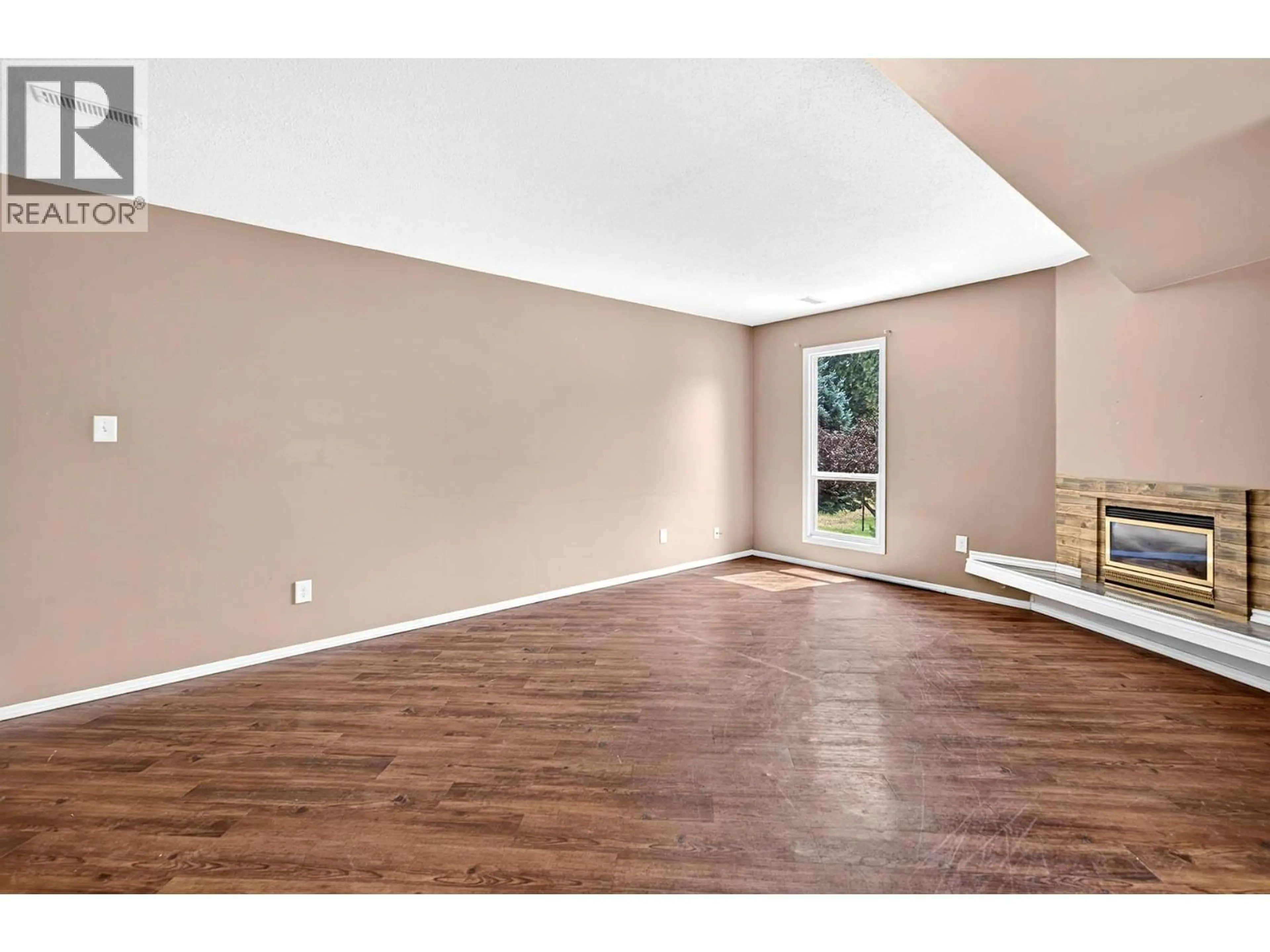 A pic of a room for 41 - 1435 SUMMIT DRIVE, Kamloops British Columbia V2E1S4