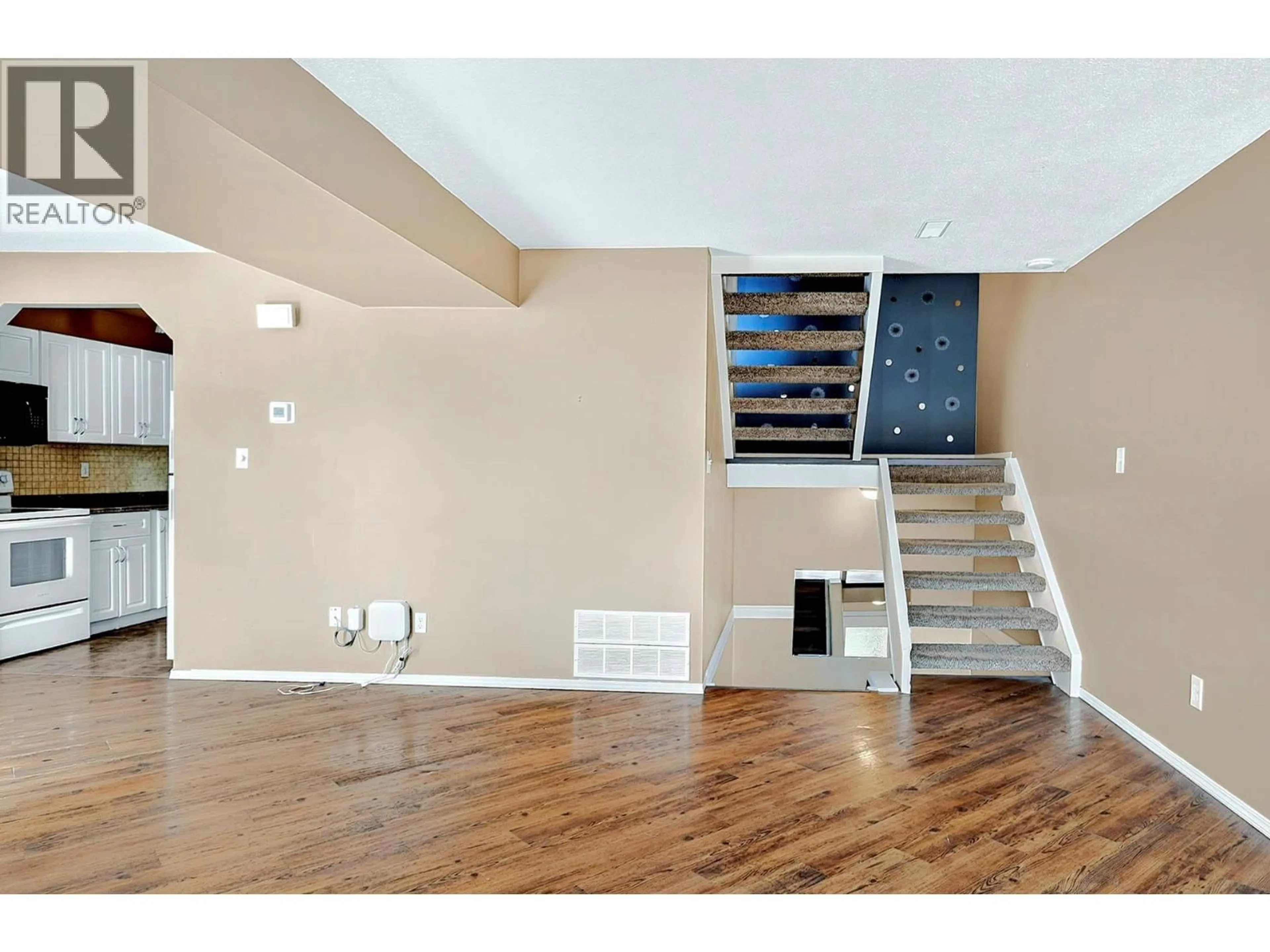 Unknown for 41 - 1435 SUMMIT DRIVE, Kamloops British Columbia V2E1S4