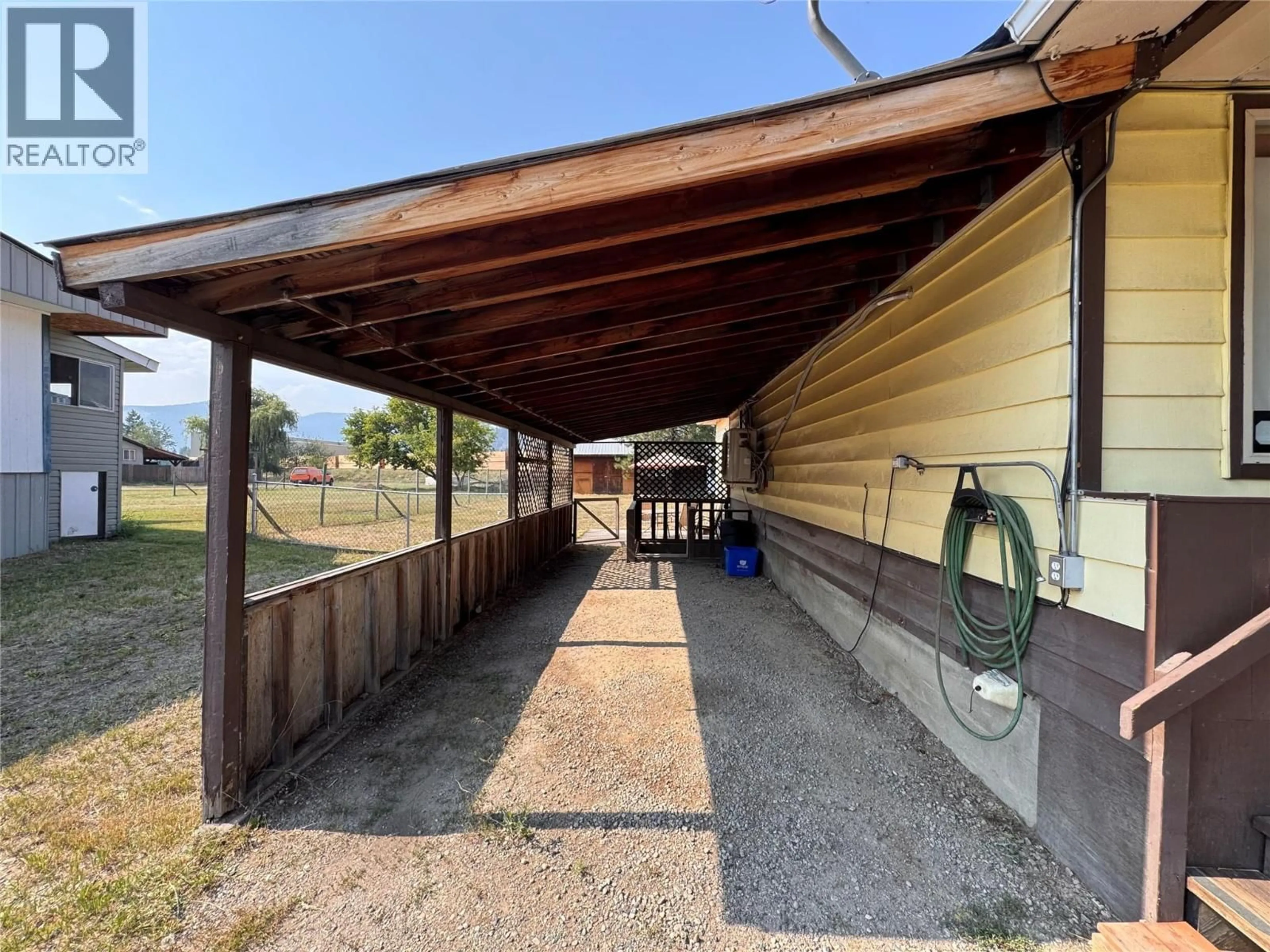 Unknown for 653 65TH AVENUE, Grand Forks British Columbia V0H1H4