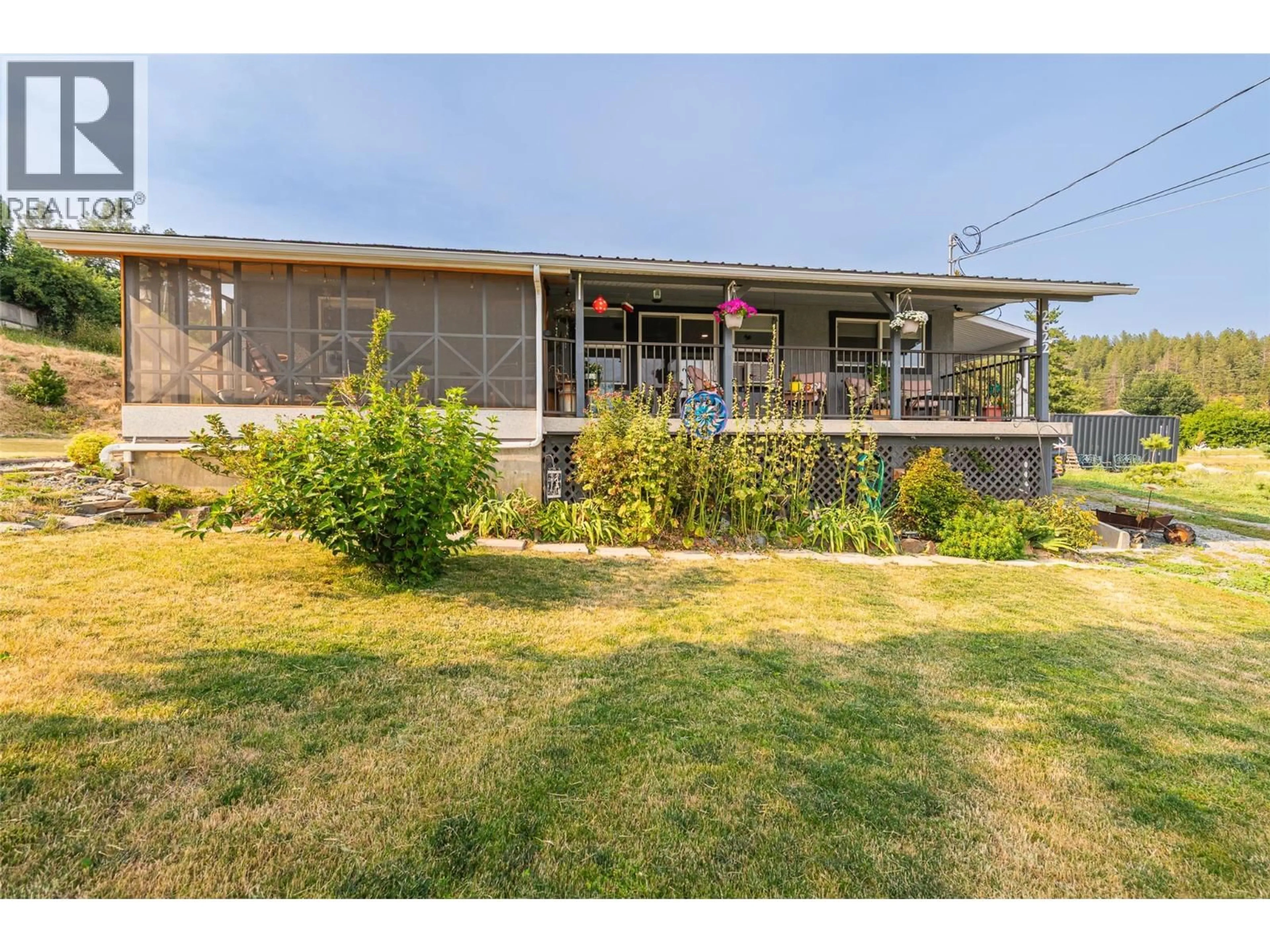 Patio, unknown for 2622 3 HIGHWAY, Erickson British Columbia V0B1G1
