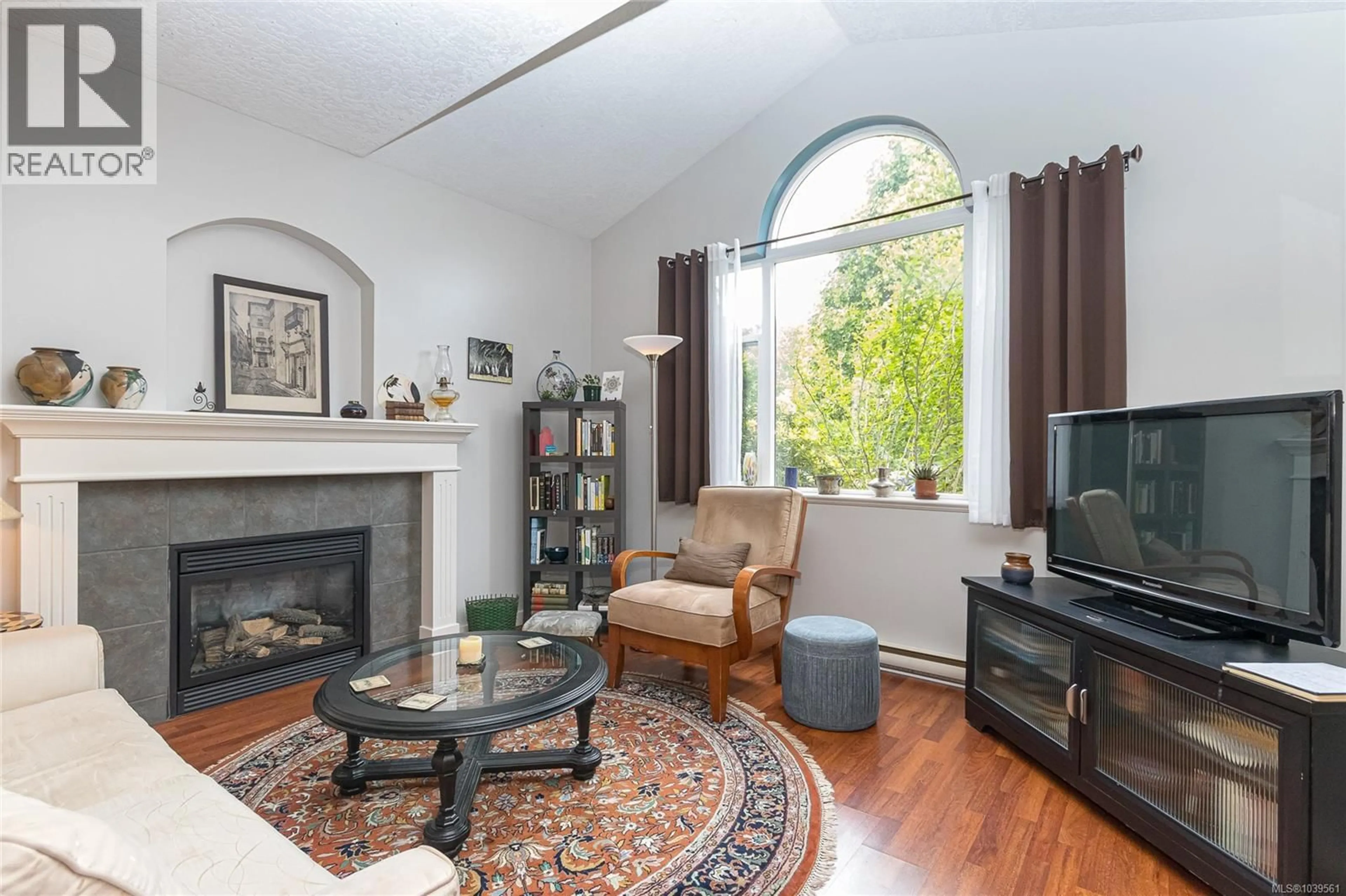 Living room with furniture, unknown for 1001 WILD RIDGE WAY, Langford British Columbia V9C4M8