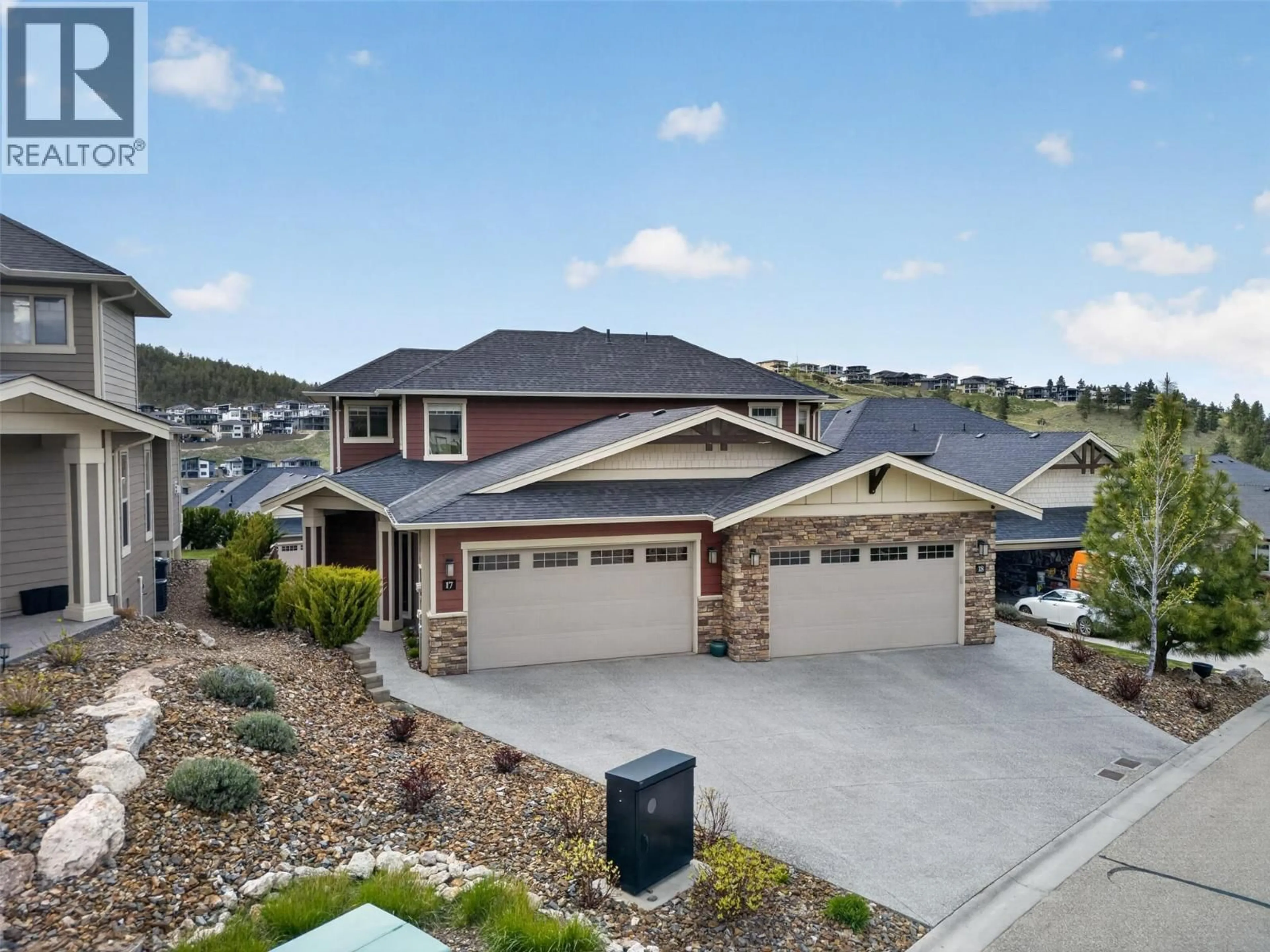 Unknown for 17 - 875 STOCKLEY STREET, Kelowna British Columbia V1P1S4