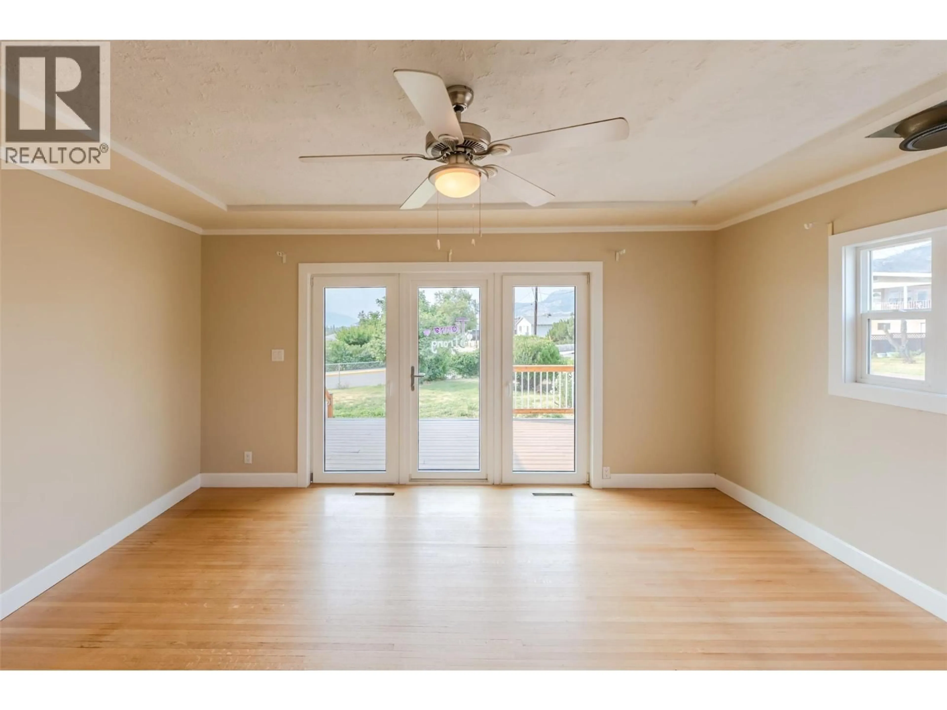 A pic of a room for 8914 74TH AVENUE, Osoyoos British Columbia V0H1V0