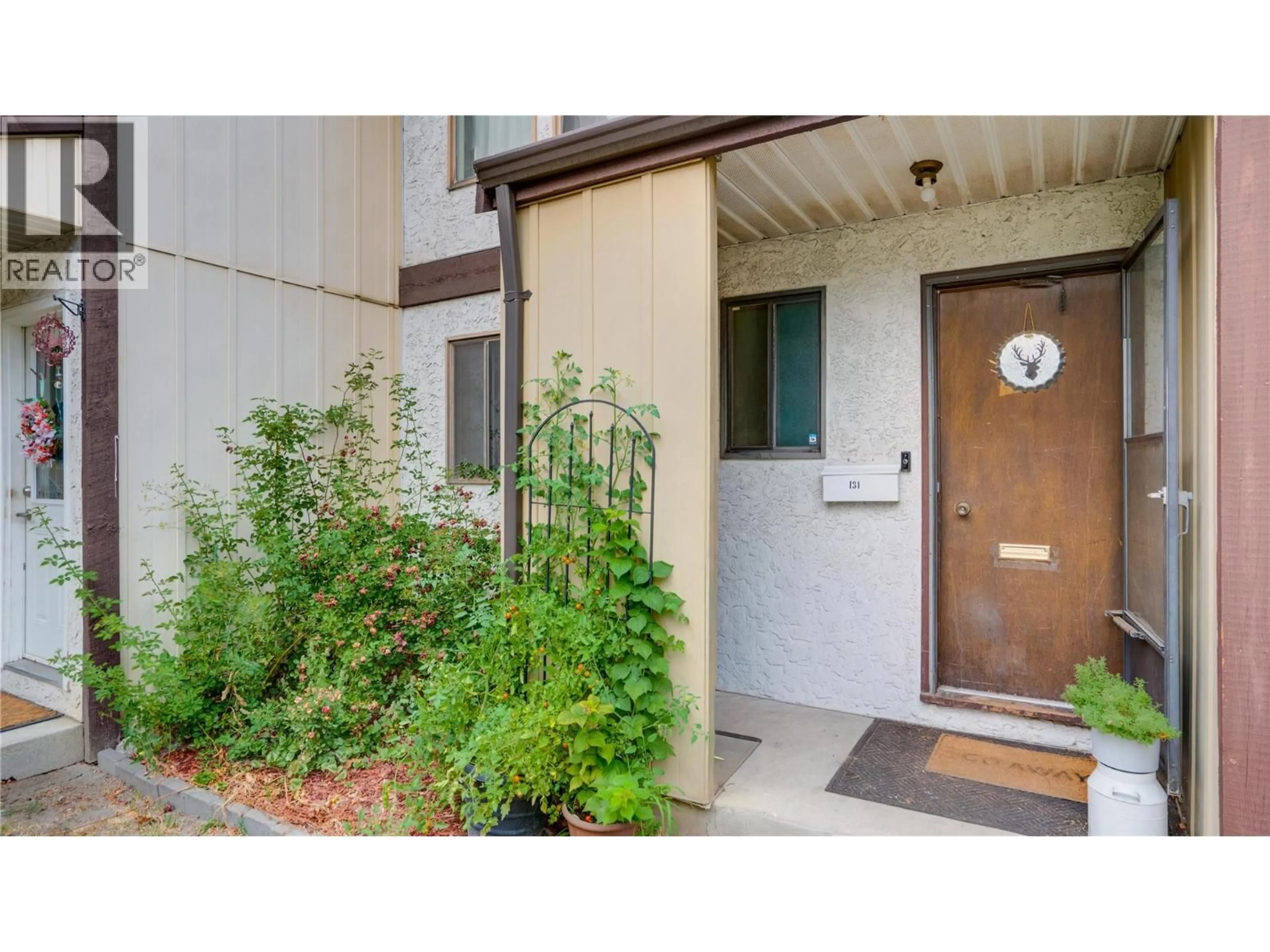 Indoor entryway for 131 - 4100 24 AVENUE, Vernon British Columbia V1T1M2