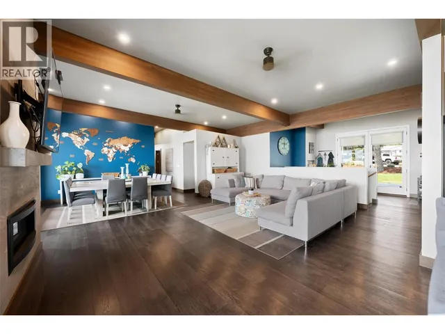 111 HYSLOP DRIVE, Penticton 5