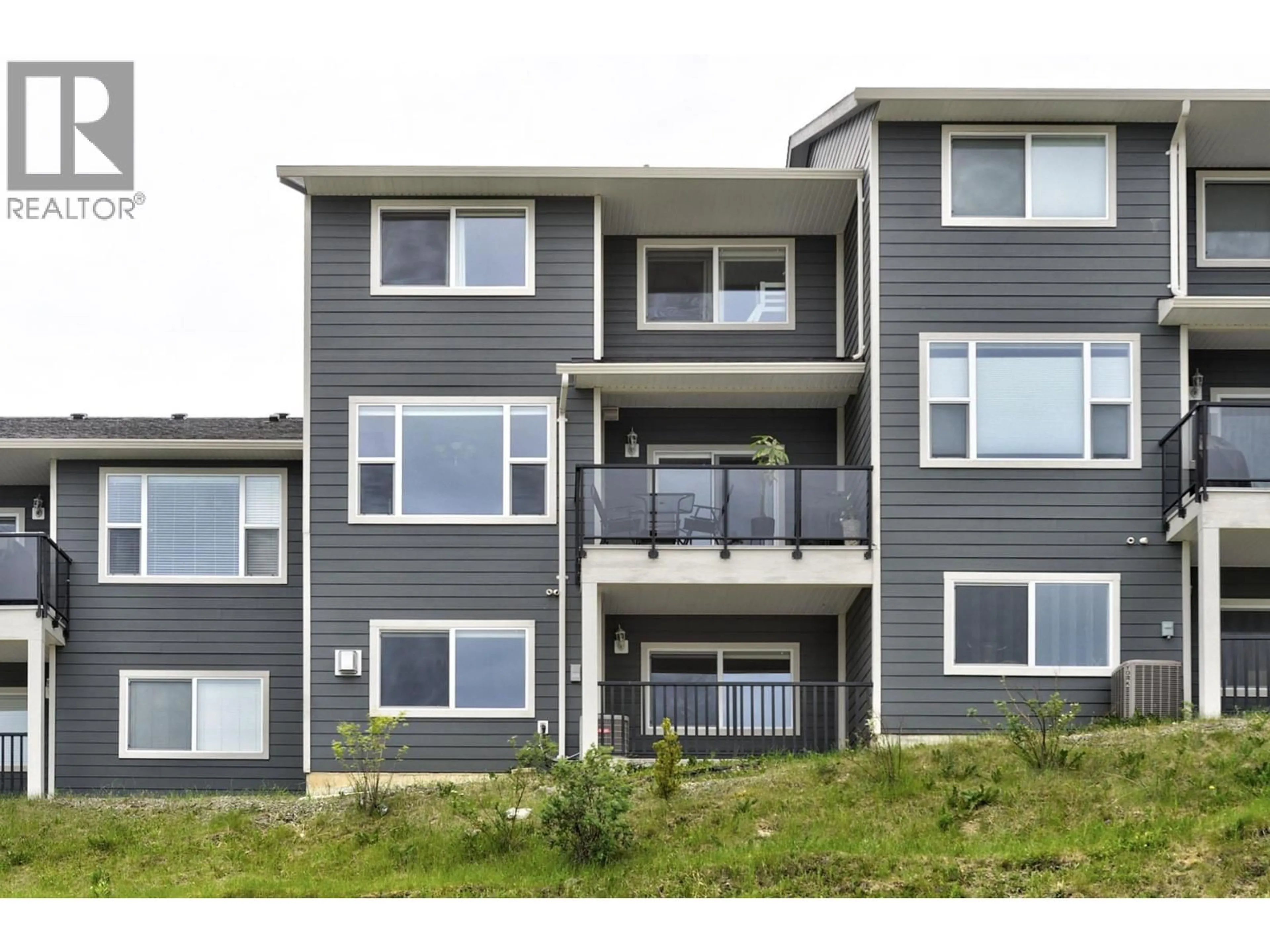 Home with vinyl exterior material, unknown for 6 - 738 DUNROBIN DRIVE, Kamloops British Columbia V1S0B9