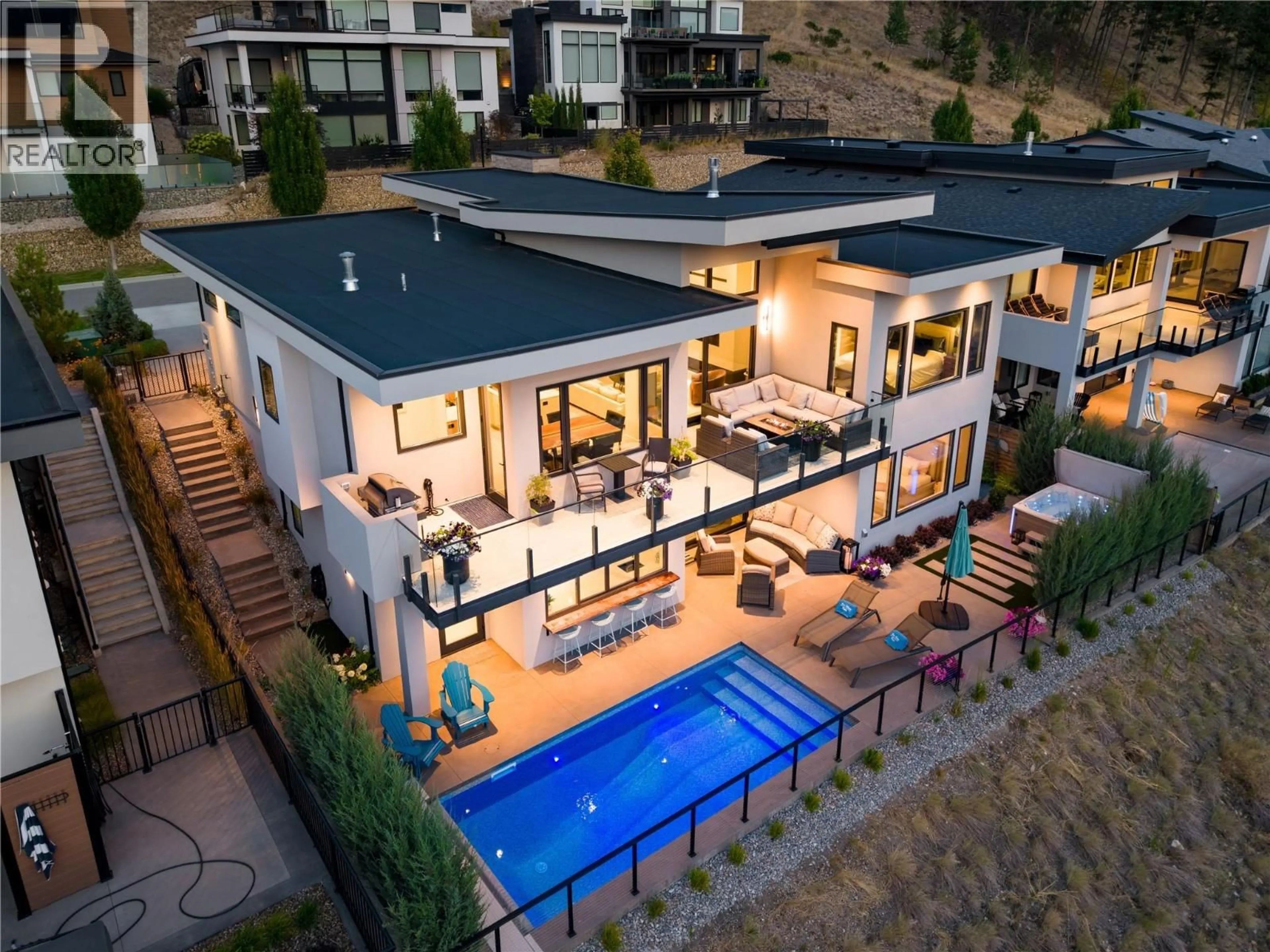 Unknown for 538 CLIFTON COURT, Kelowna British Columbia V1V0B7