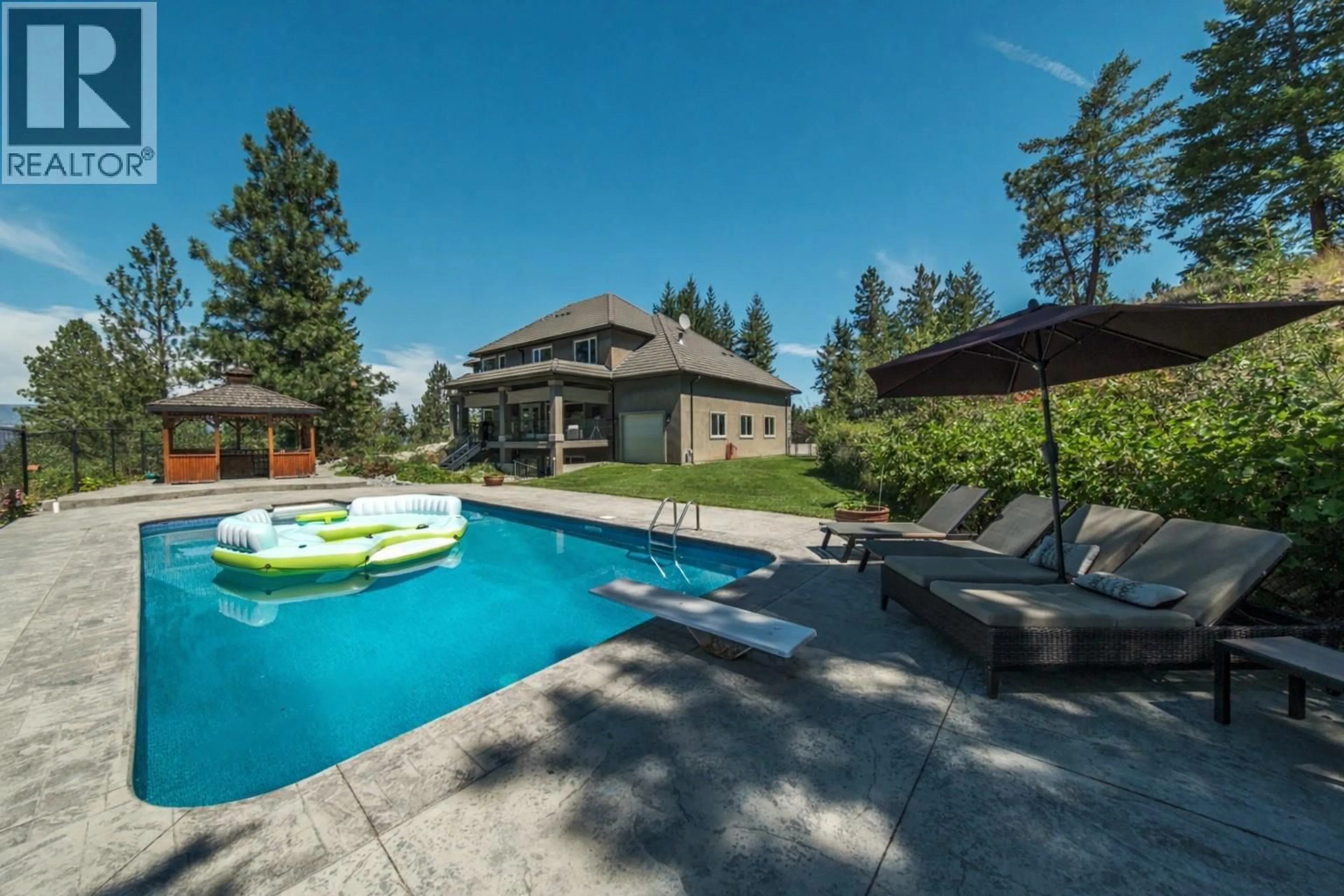 Pool for 2615 HARVARD ROAD, Kelowna British Columbia V1W4C2