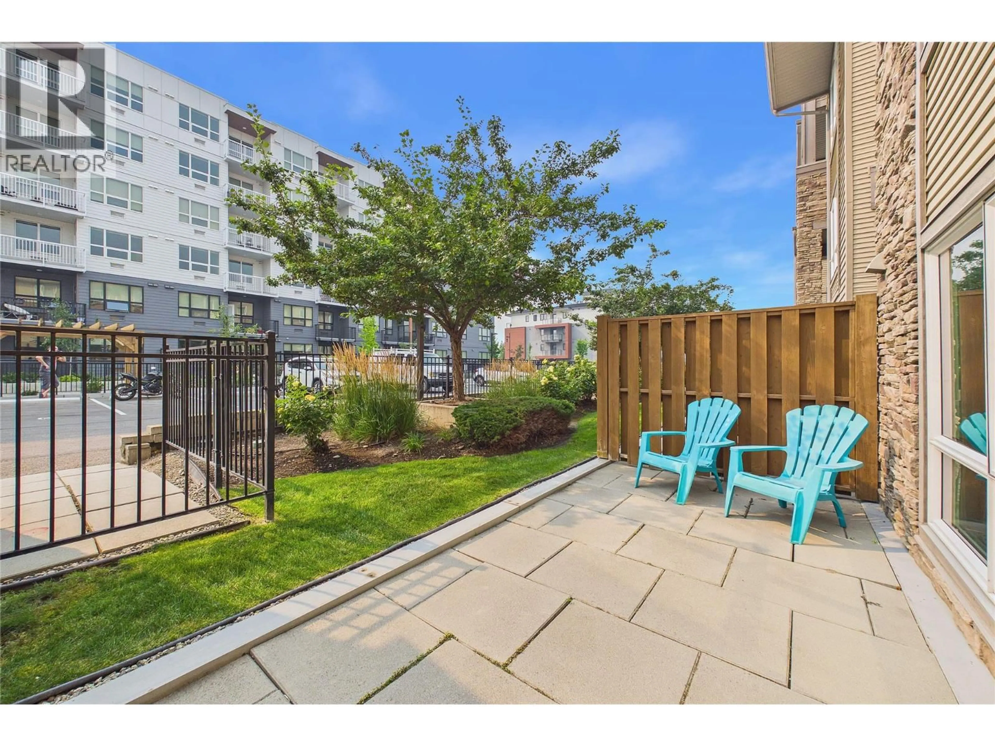 Patio, street for 1103 - 325 MCINTOSH ROAD, Kelowna British Columbia V1X2C6