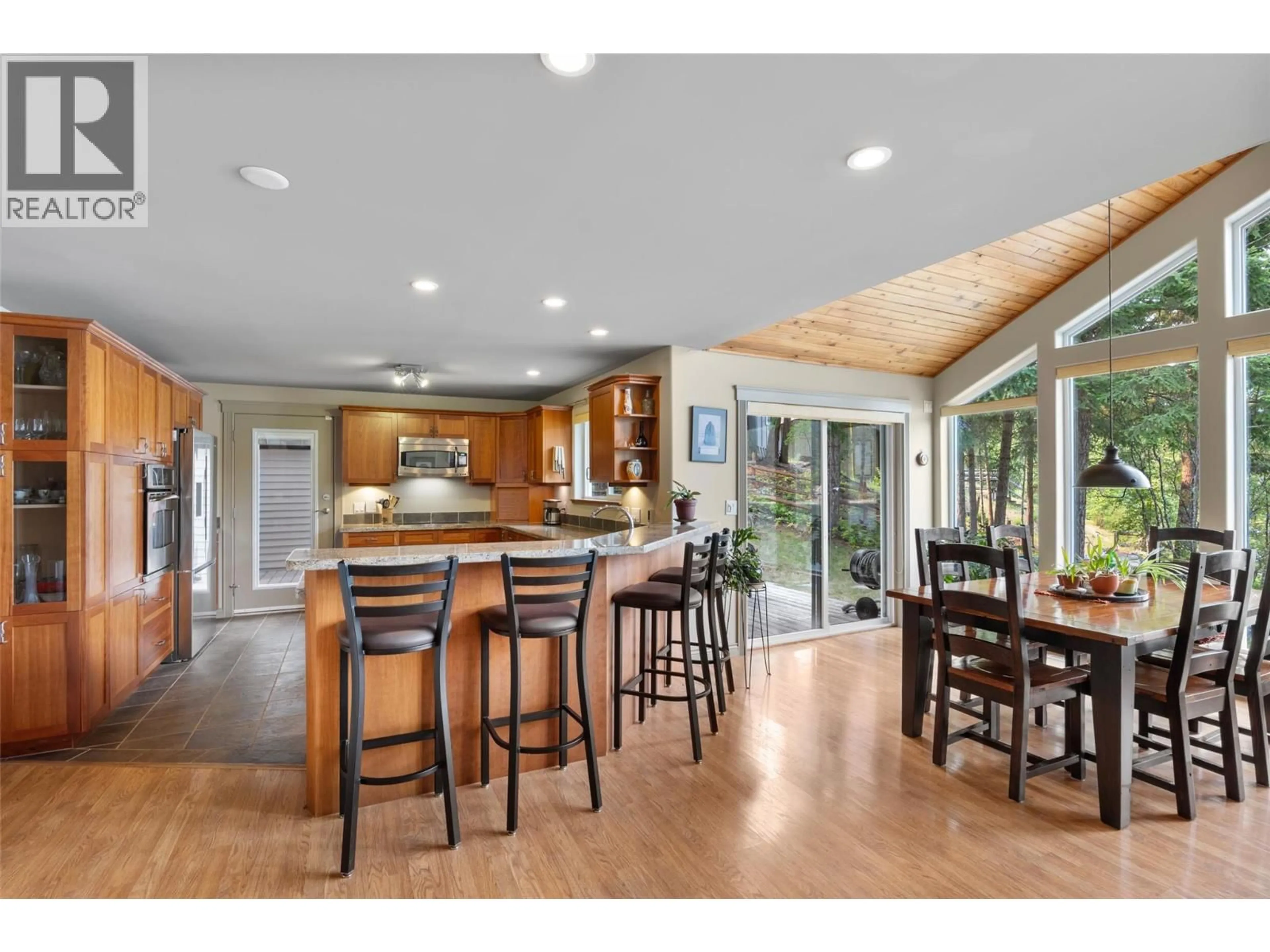 Open concept kitchen, unknown for 6059 LAKE BAY ROAD, Kamloops British Columbia V0E1Z1