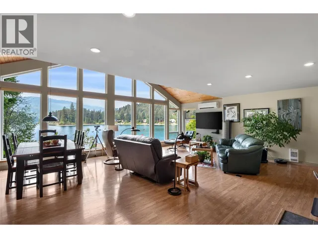 6059 LAKE BAY ROAD, Kamloops 4