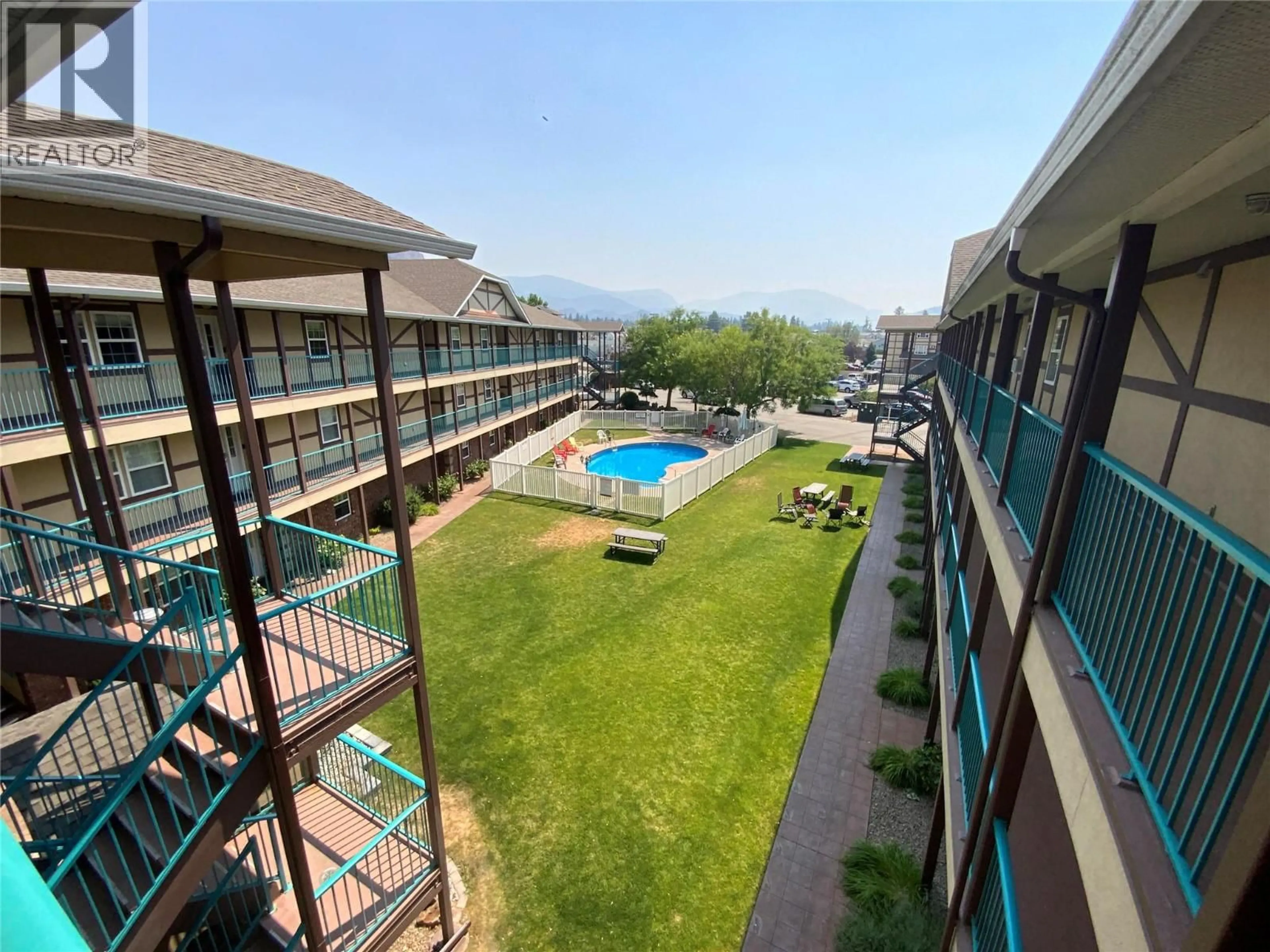 Pool for 28 - 750 RAILWAY LANE, Okanagan Falls British Columbia V0H1R0