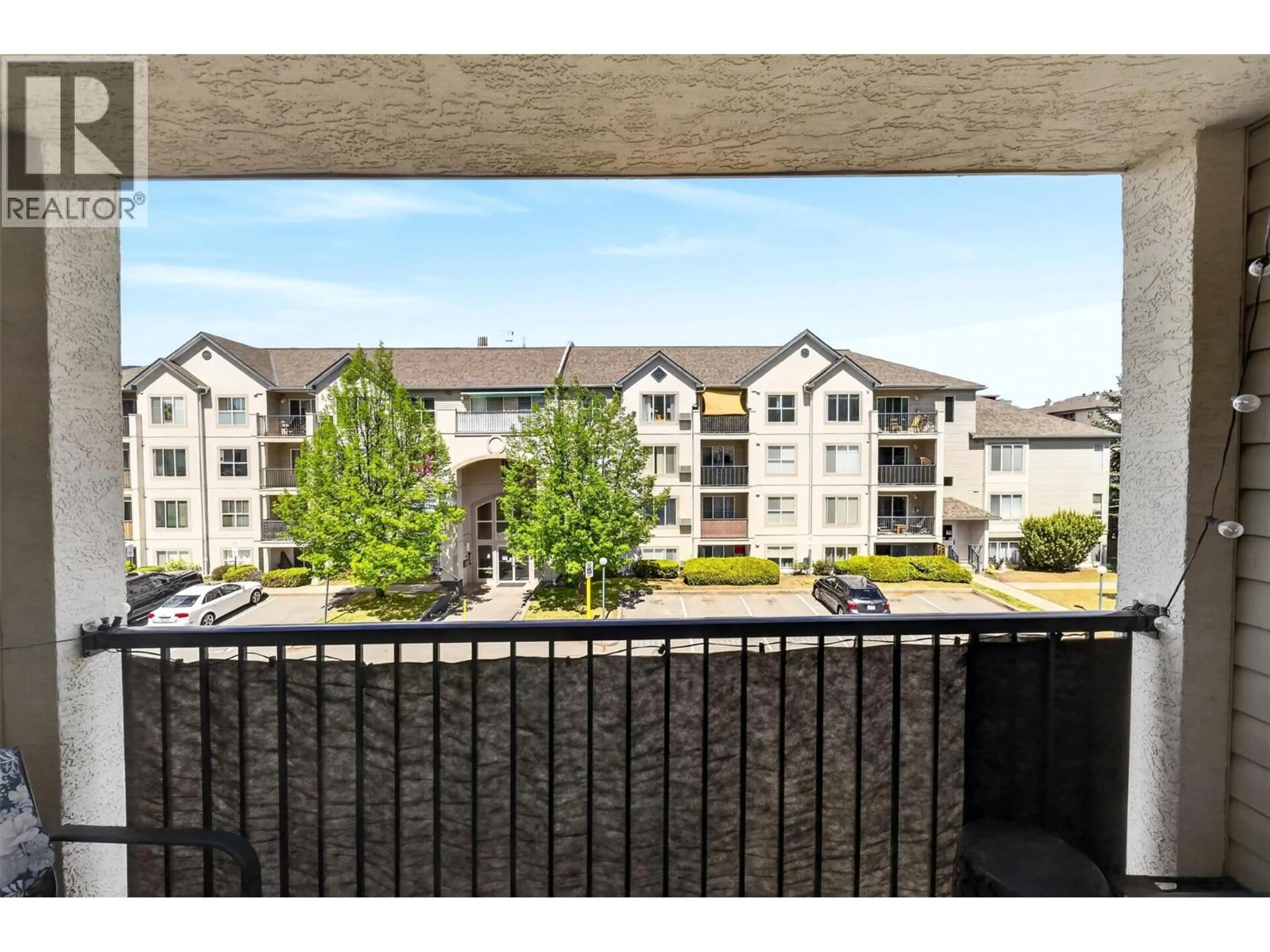 Patio, unknown for 310 - 650 3 STREET SOUTHWEST, Salmon Arm British Columbia V1E1P6