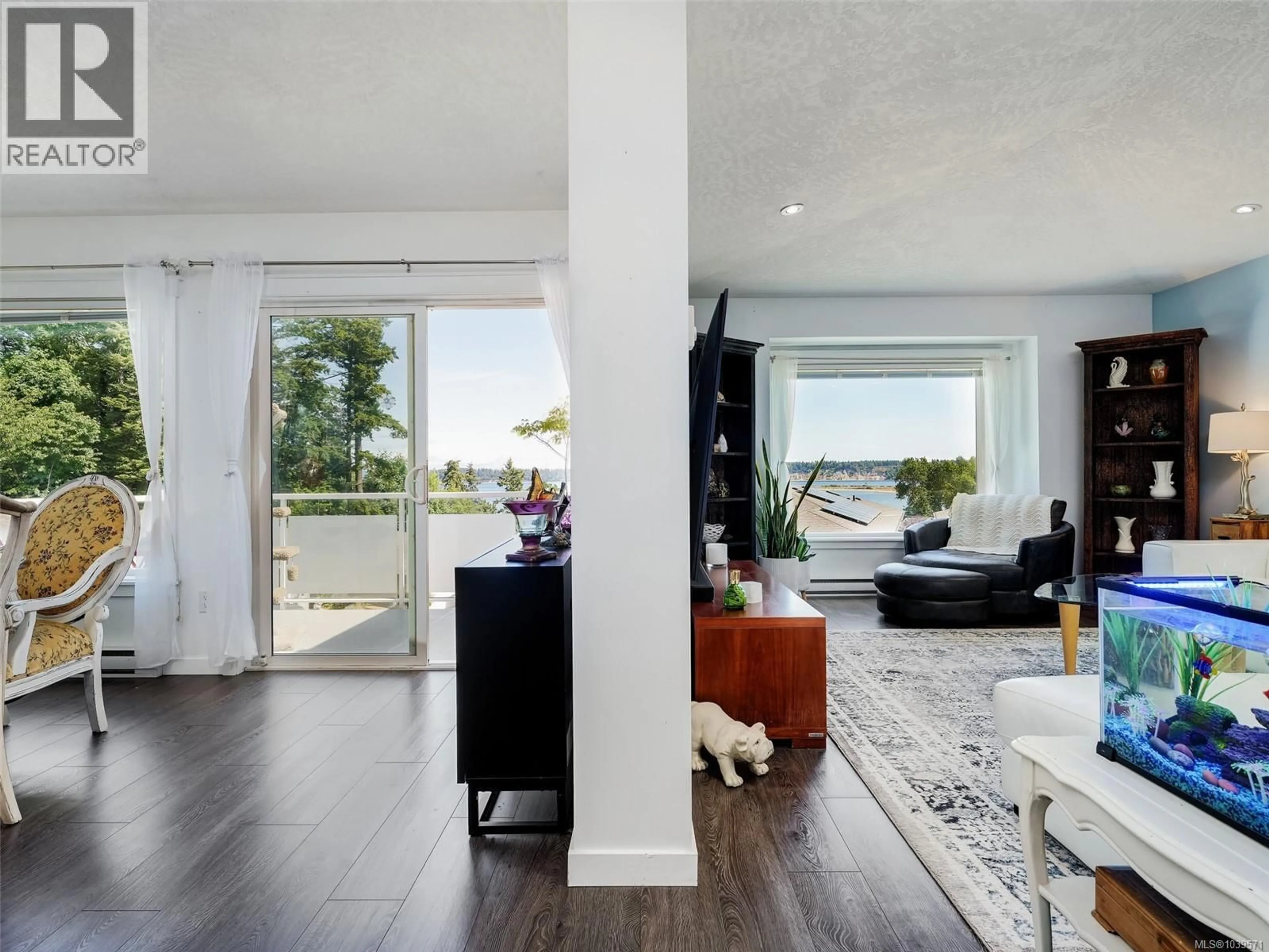 Living room with furniture, unknown for 1 - 2740 STAUTW ROAD, Central Saanich British Columbia V8M0A8