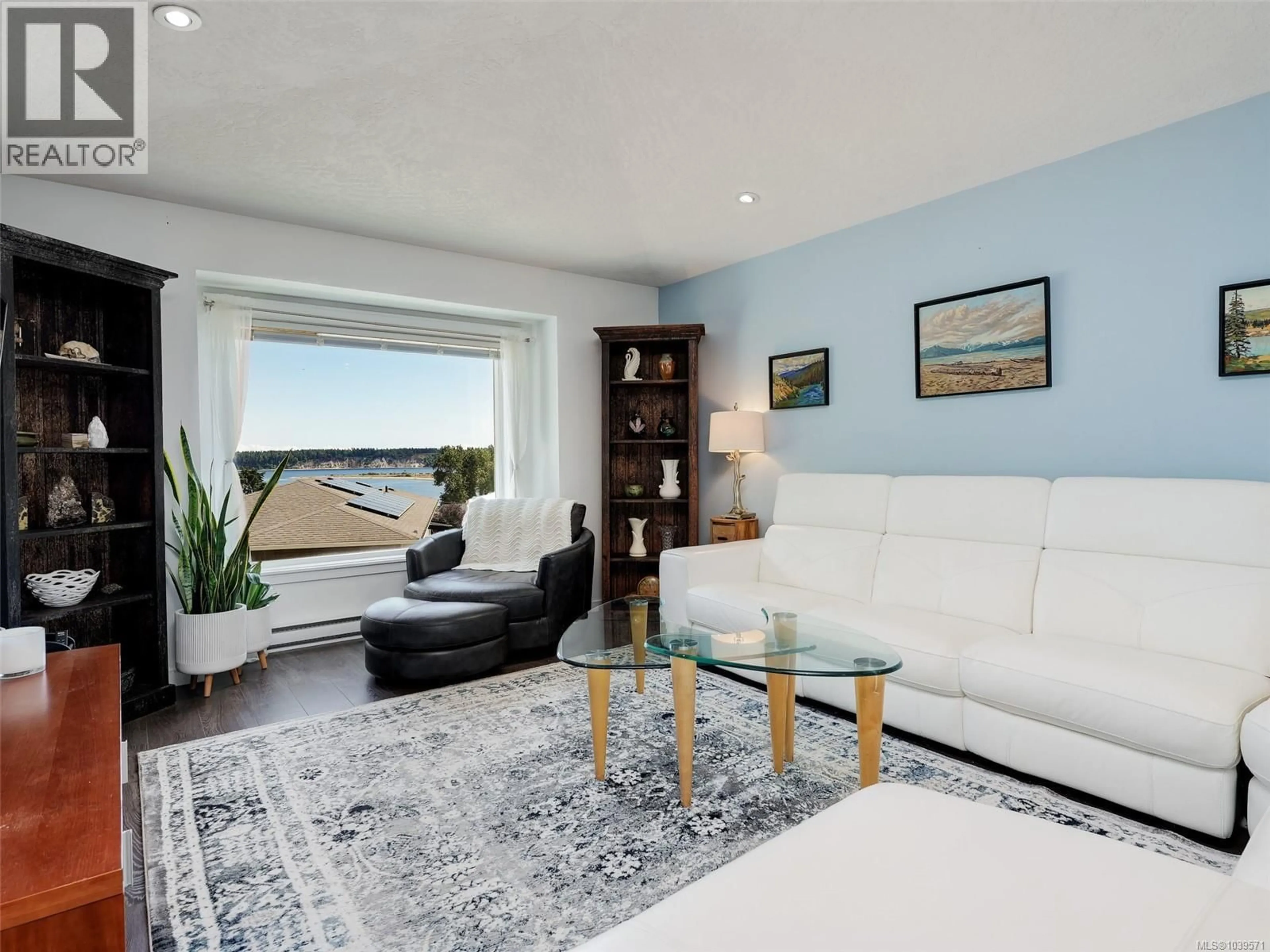 Living room with furniture, unknown for 1 - 2740 STAUTW ROAD, Central Saanich British Columbia V8M0A8